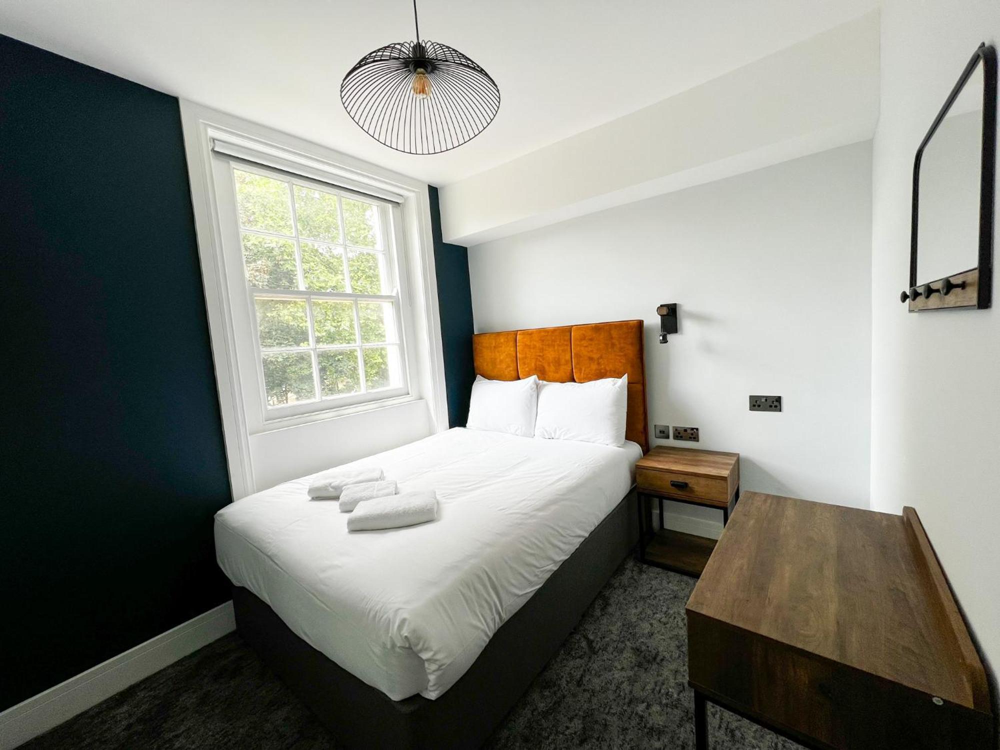 Double Room,1426495425:JPEG