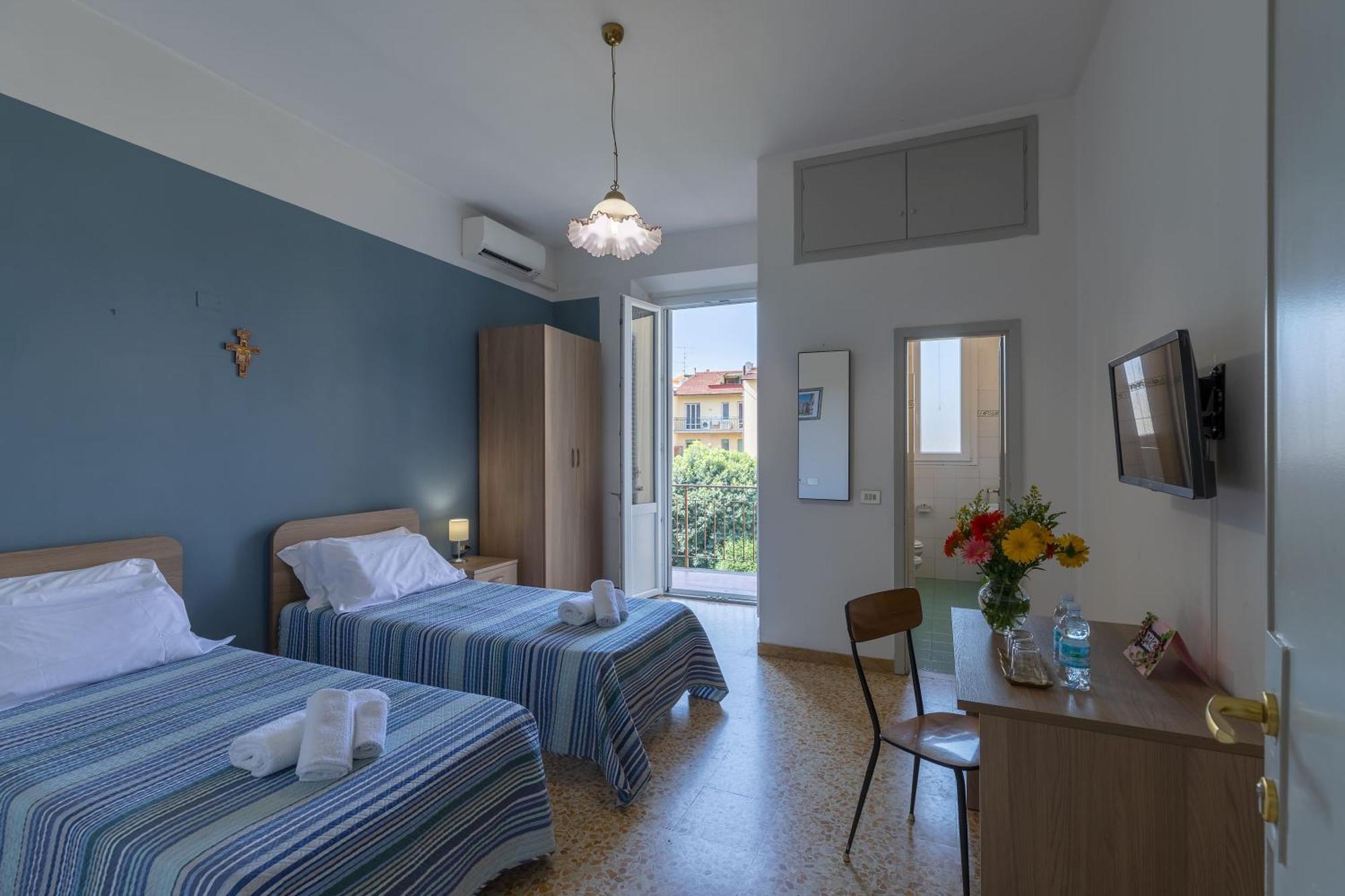 Double or Twin Room Balcony,1557913330:JPEG