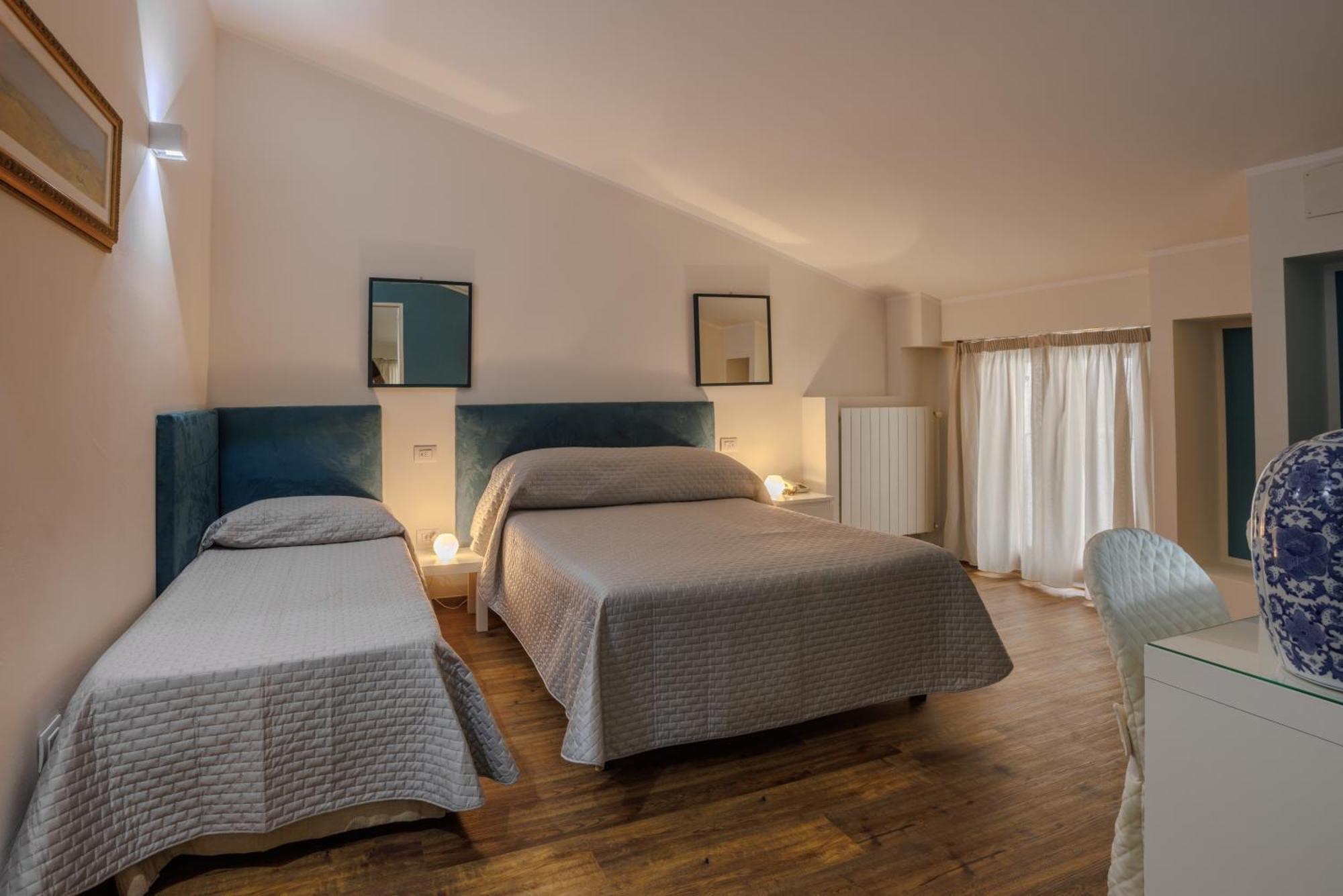 Deluxe Junior Suite