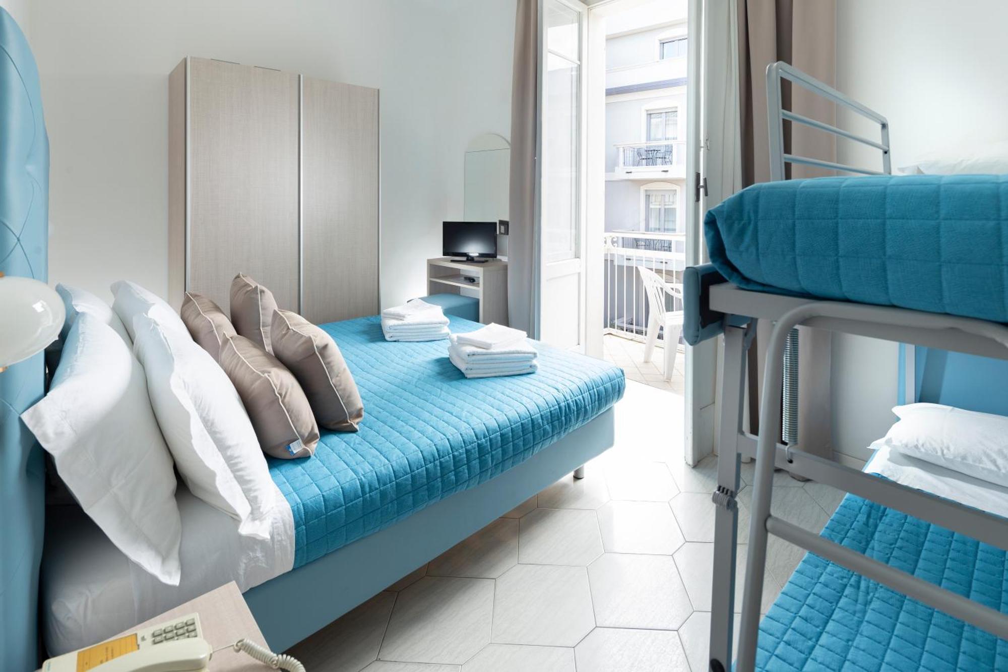 Comfort Quadruple Room,1559394589:JPEG
