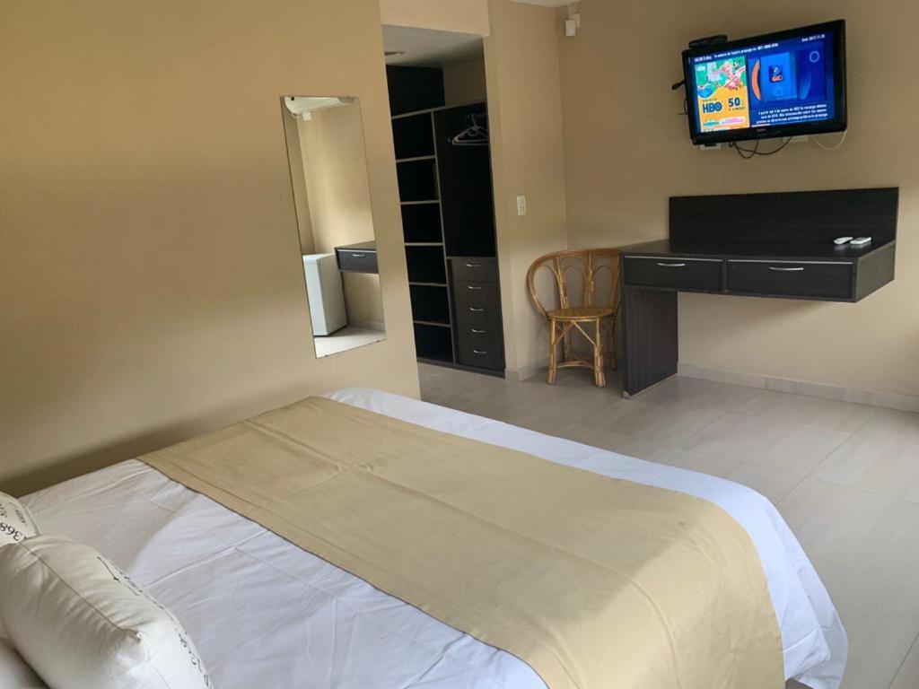 Double Room,1559495395:JPEG