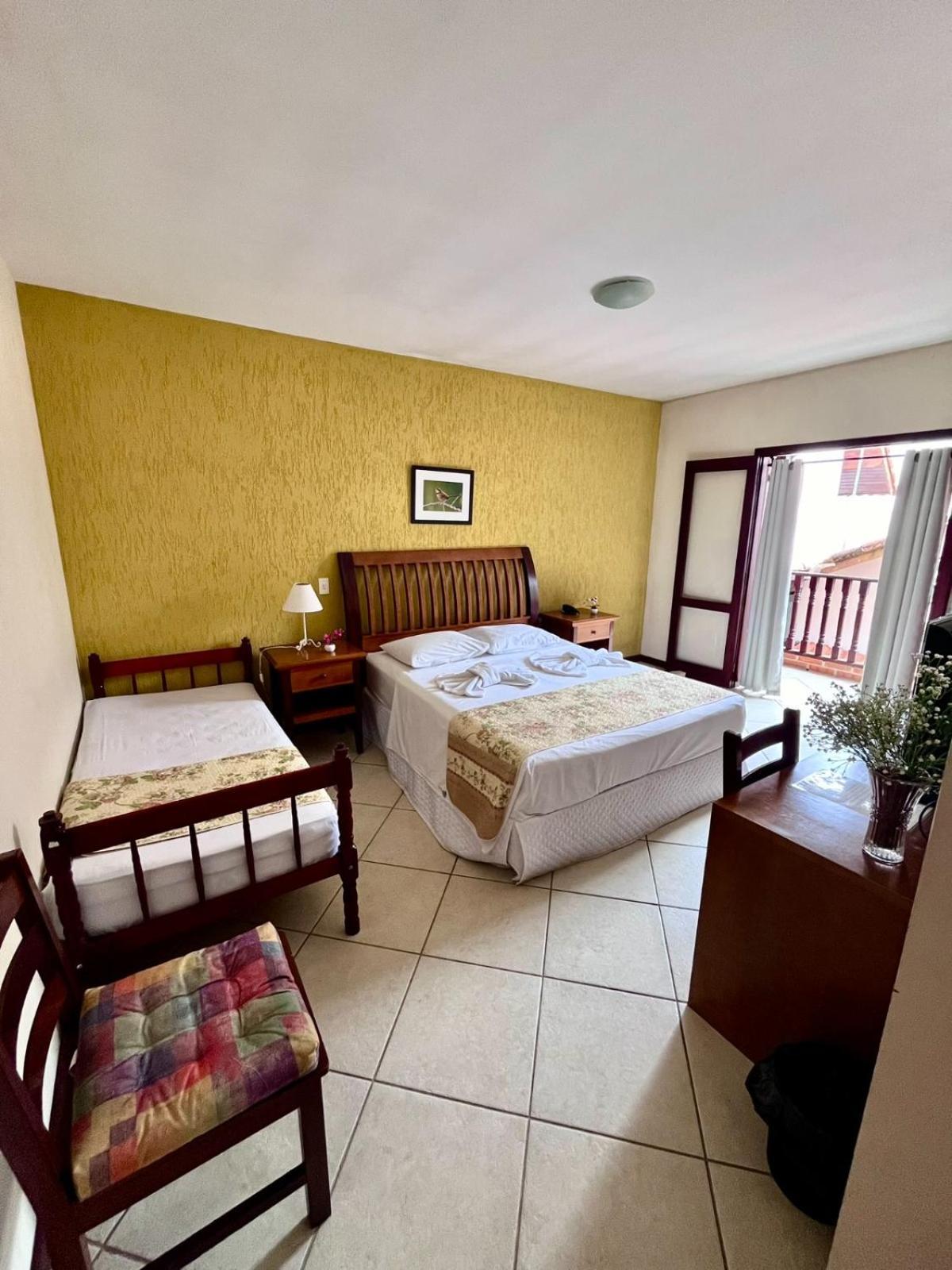 Deluxe One-Bedroom Apartment Garden View,1559759971:JPEG