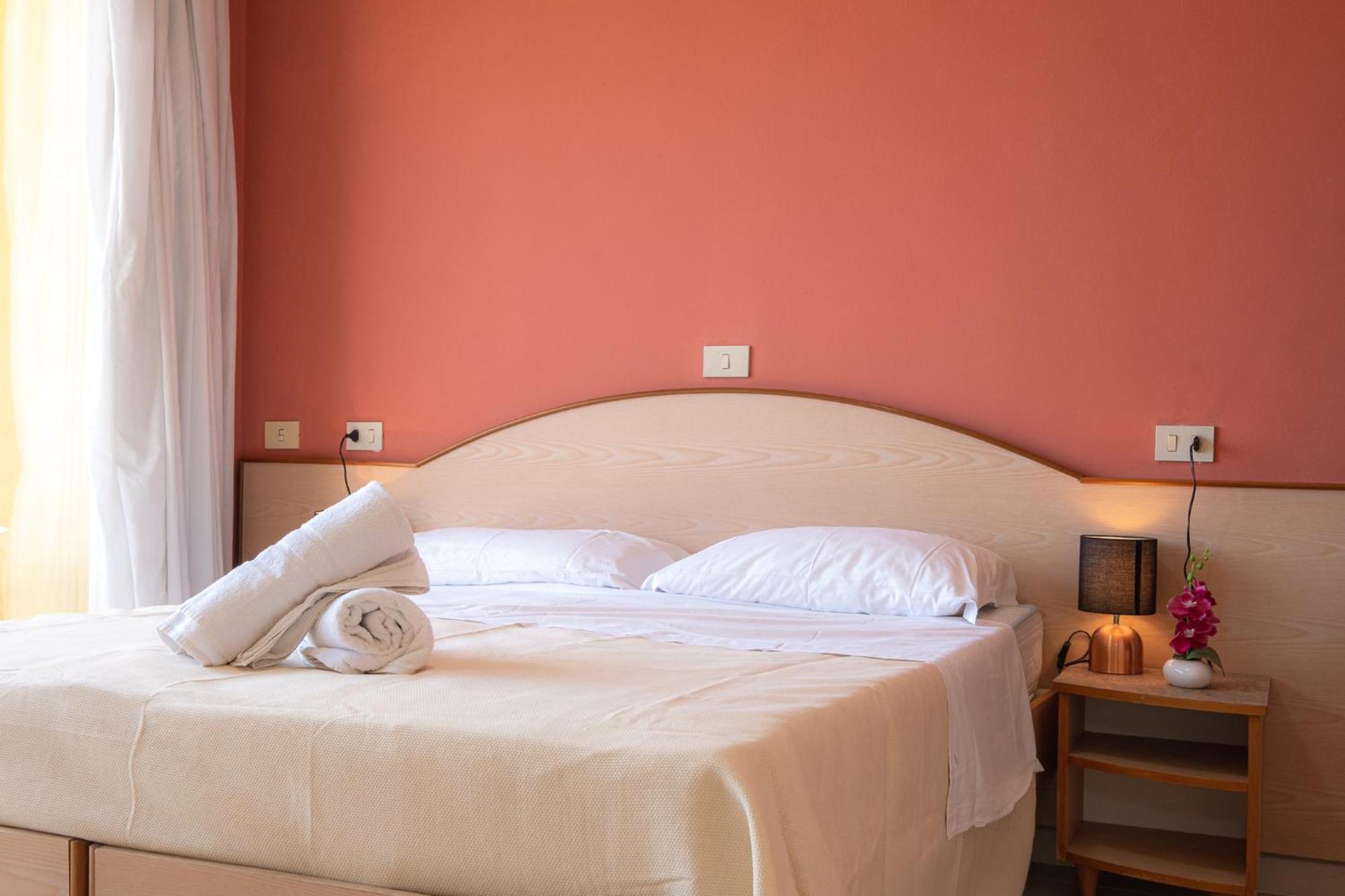 Double or Twin Room,1559772688:JPEG