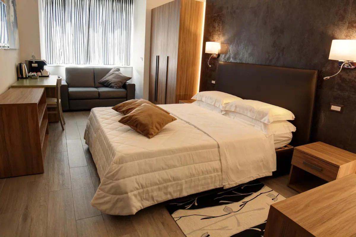 Double Room Extra Bed,1560418831:JPEG