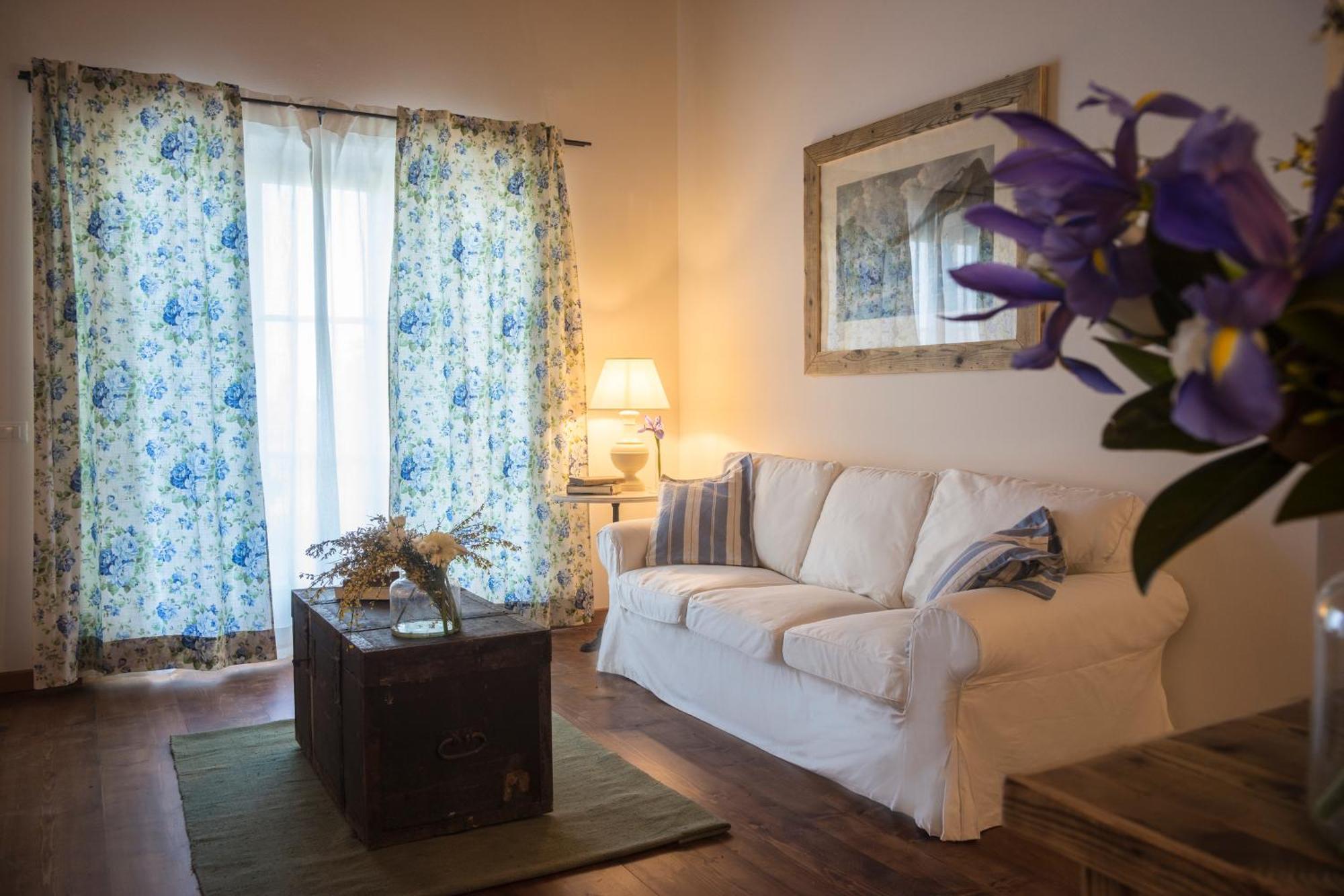 Large Double or Twin Room,1562375578:JPEG