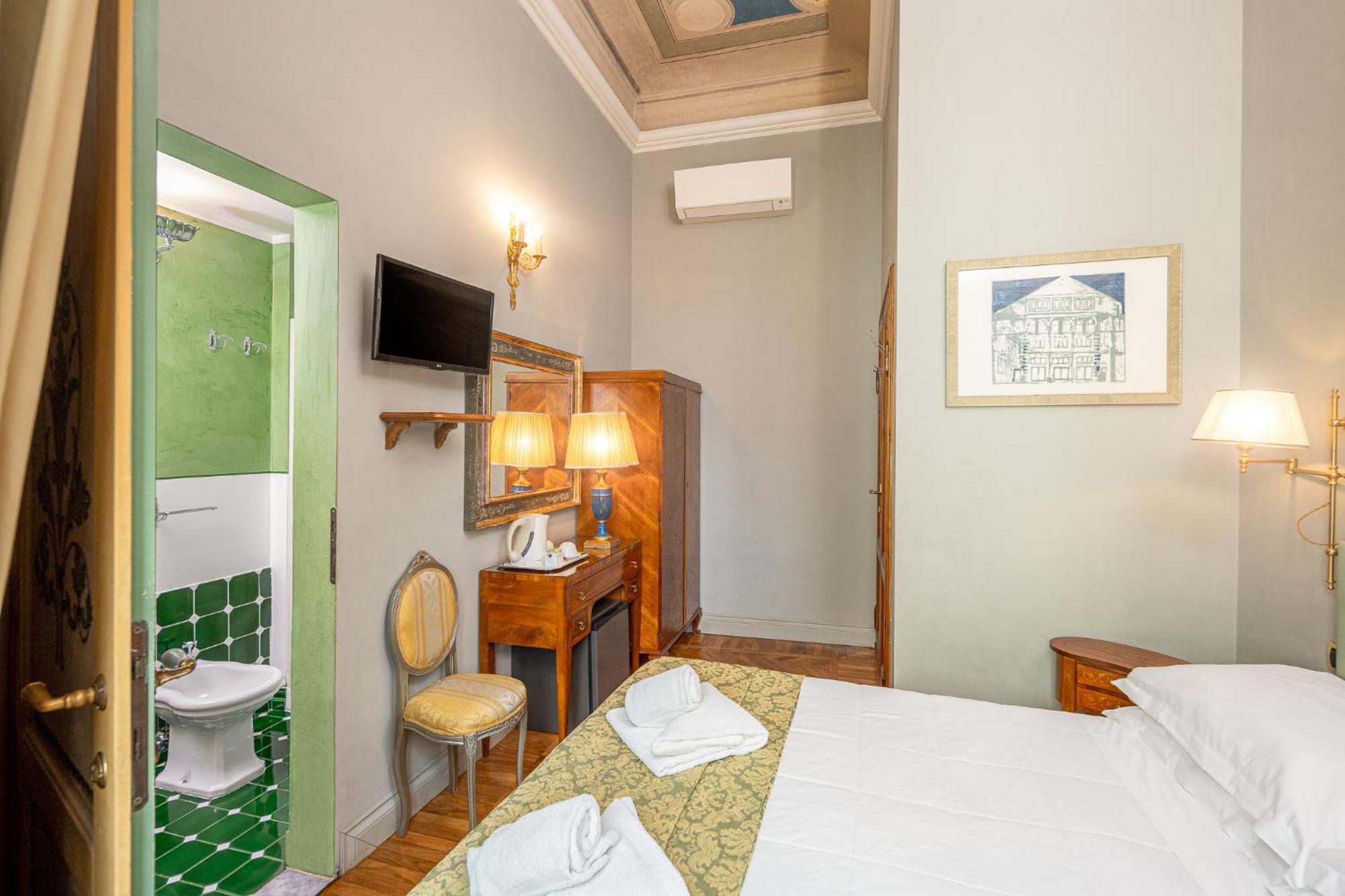 Small Double Room