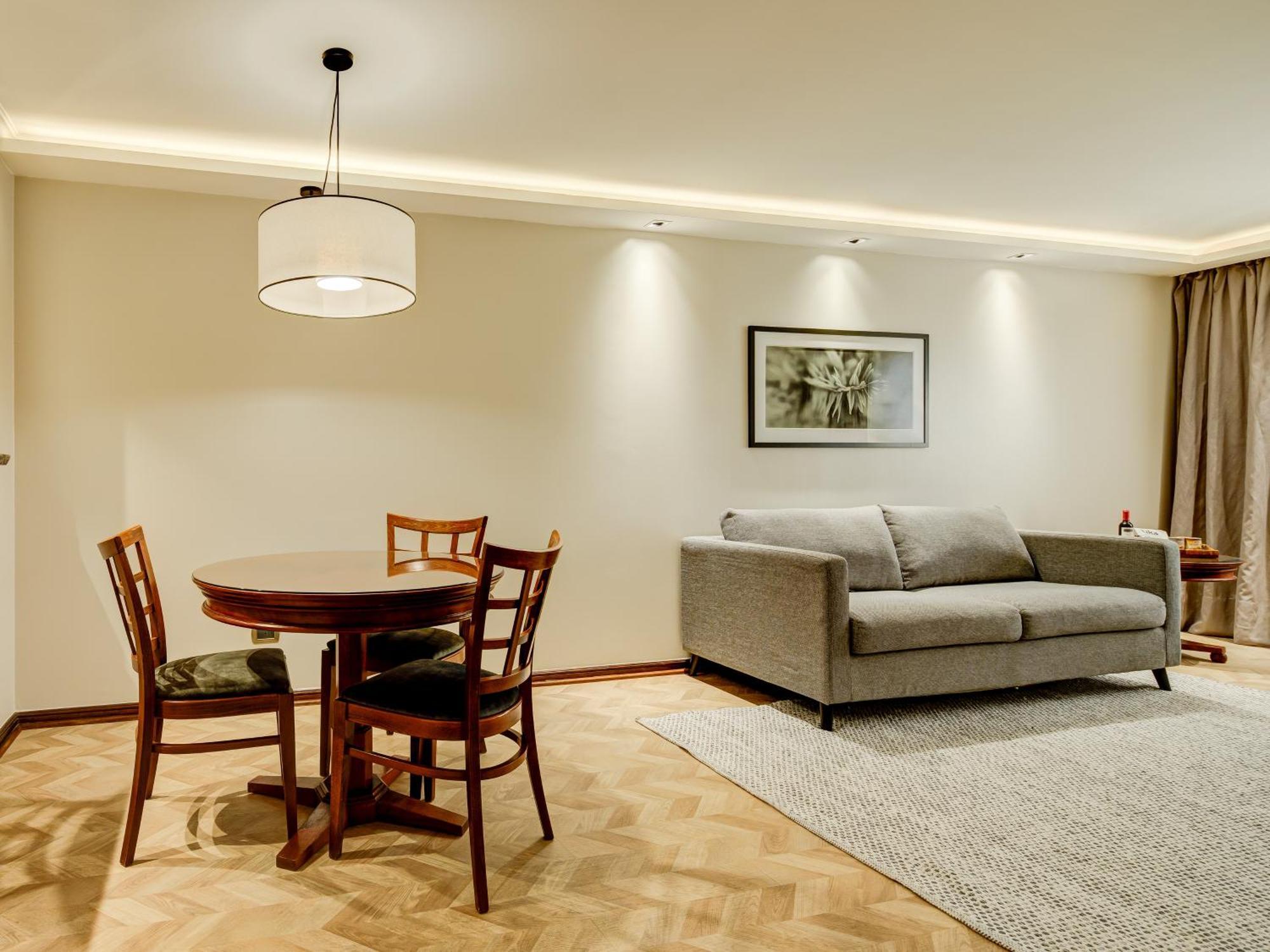 Executive Suite King
