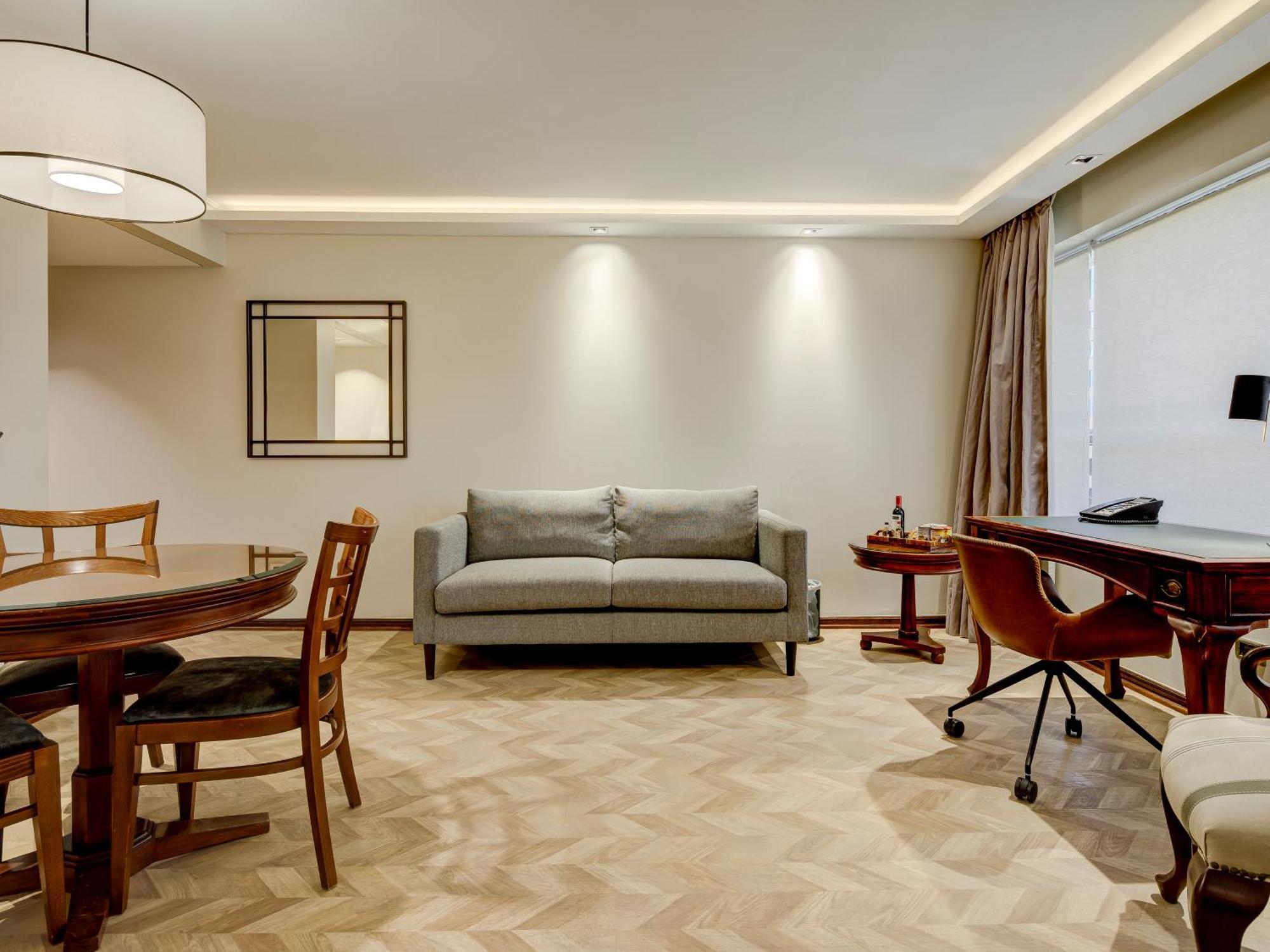 Executive Suite King
