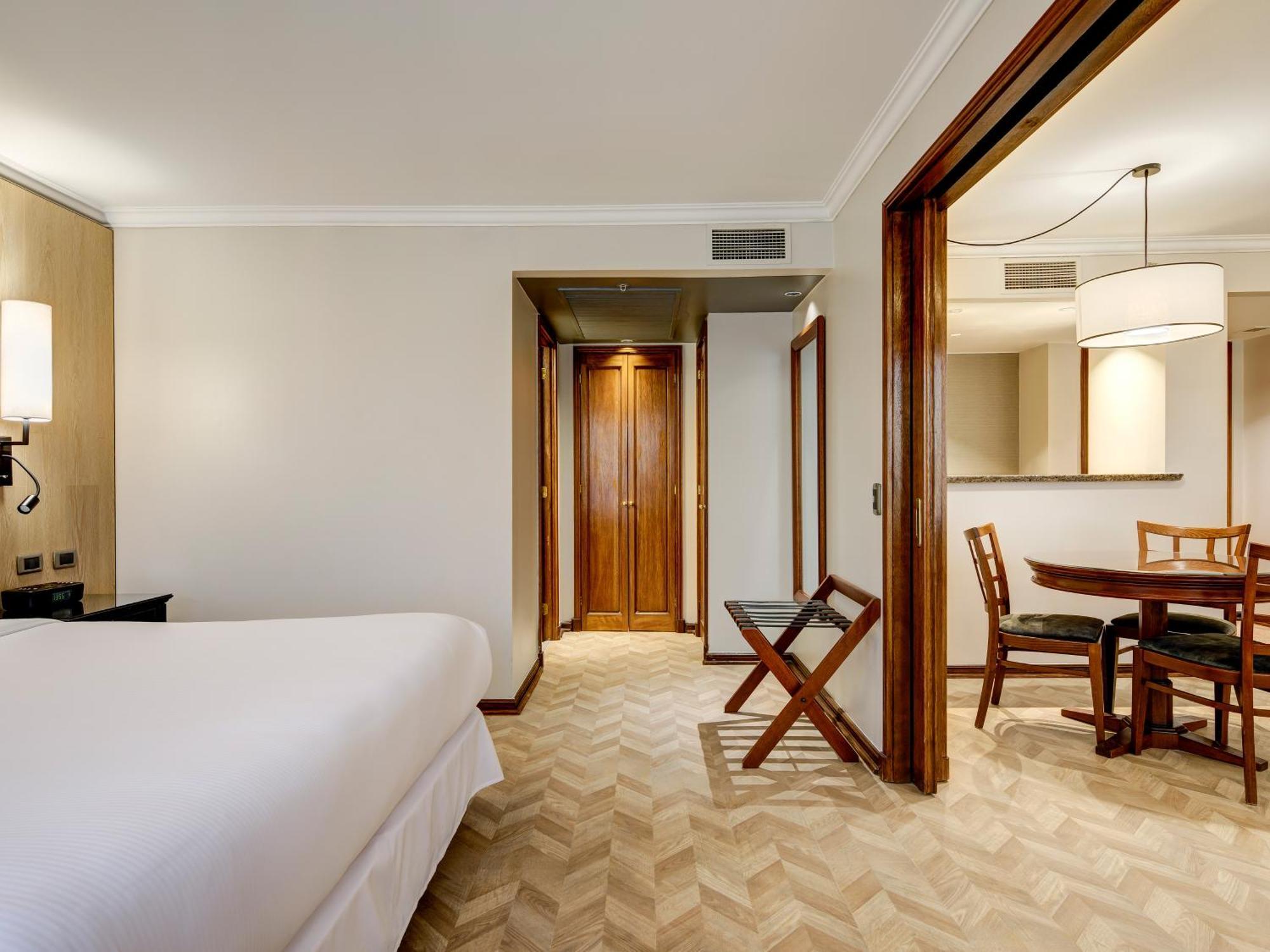 Executive Suite King