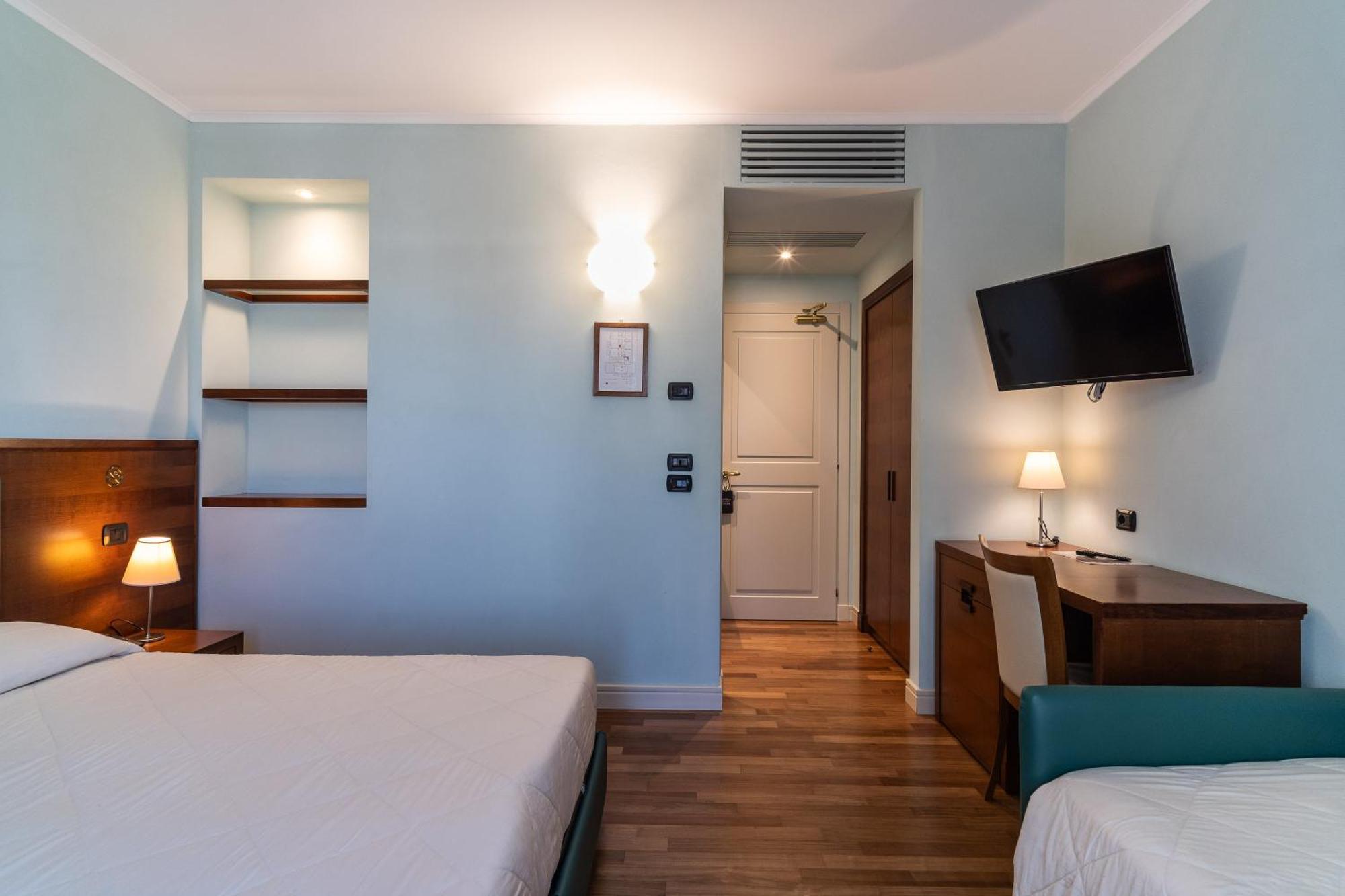 Classic Triple Room
