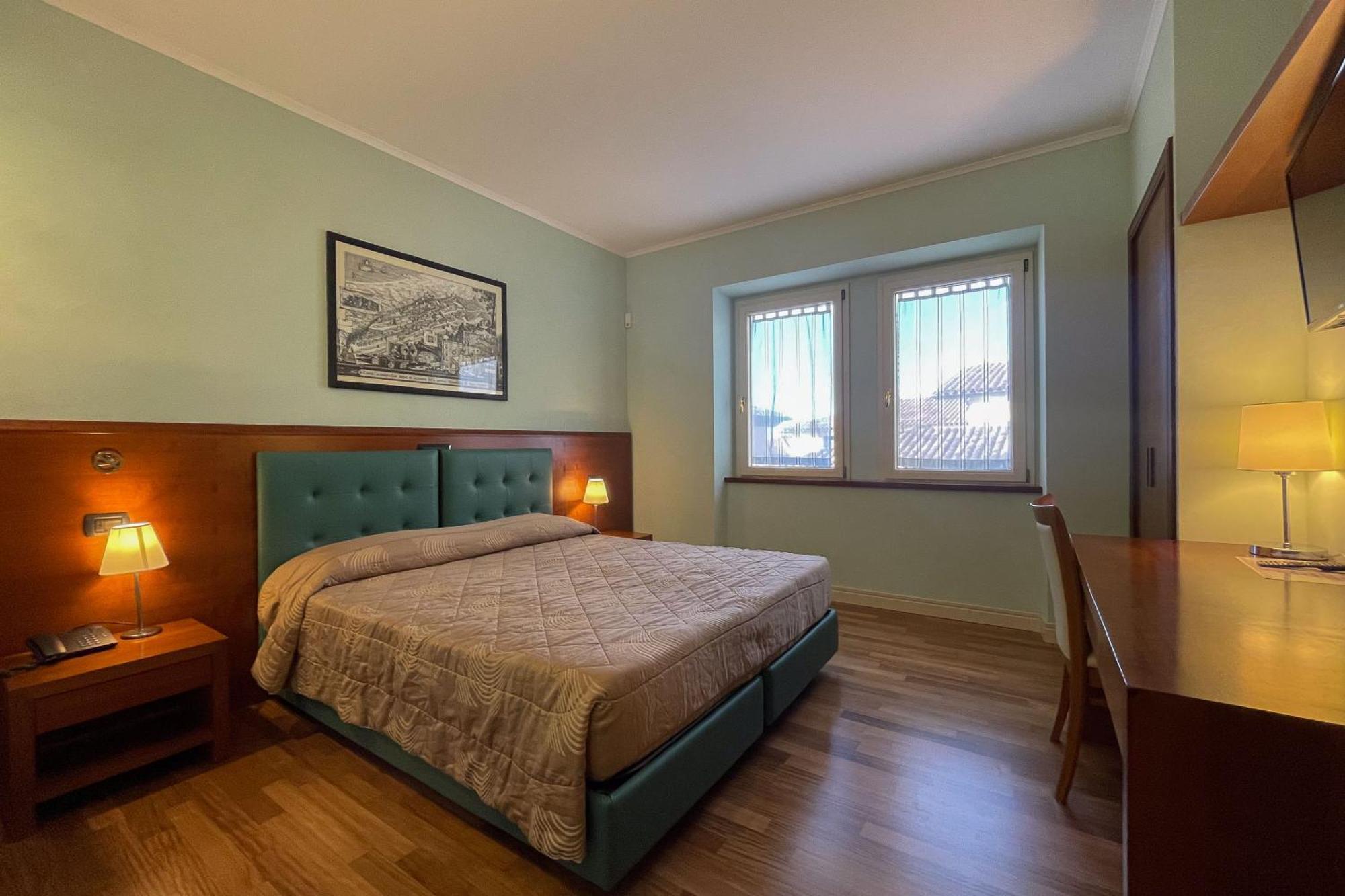 Double or Twin Room,1563298162:JPEG