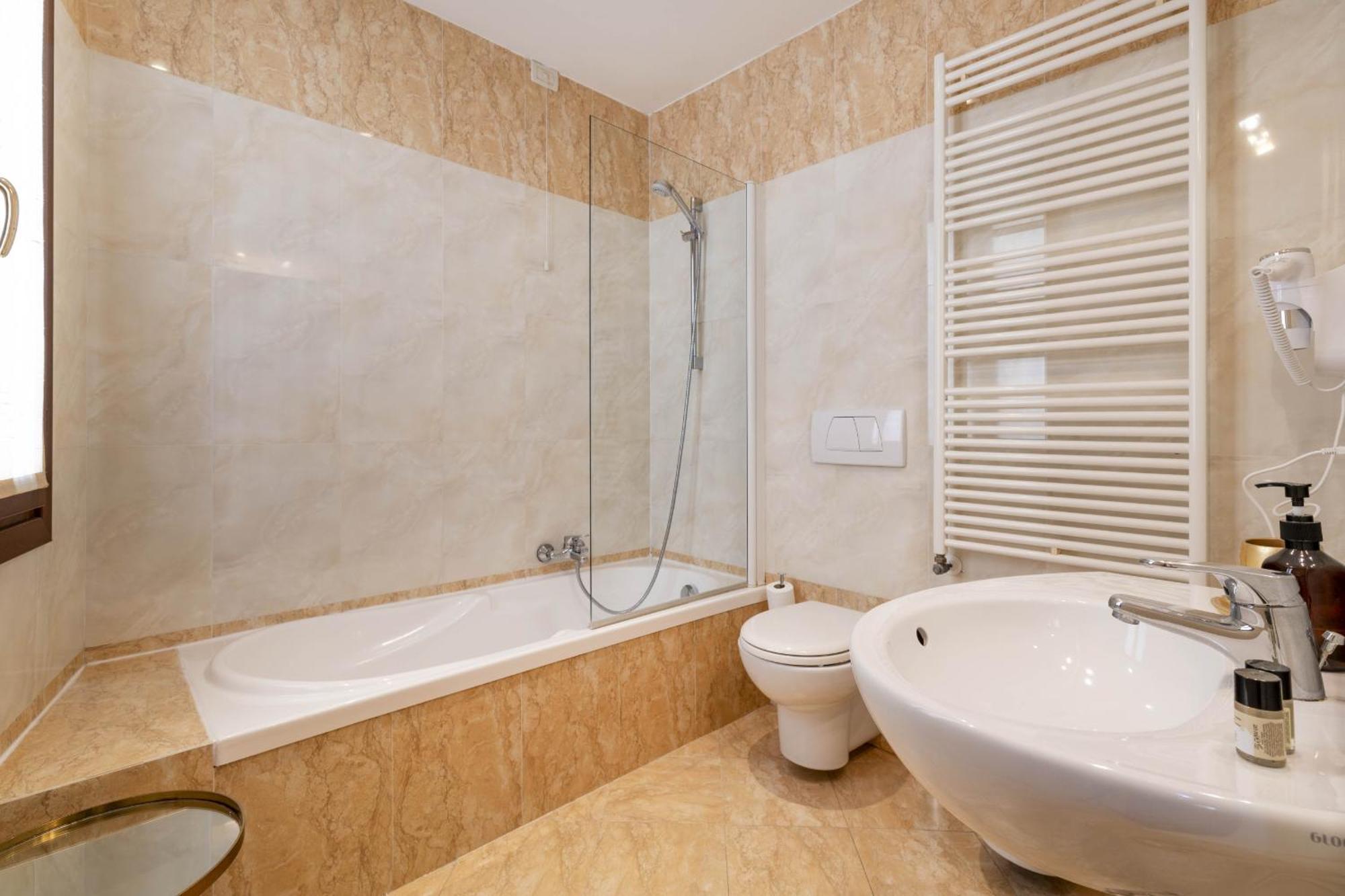 Triple Room Sea View,1564874383:JPEG