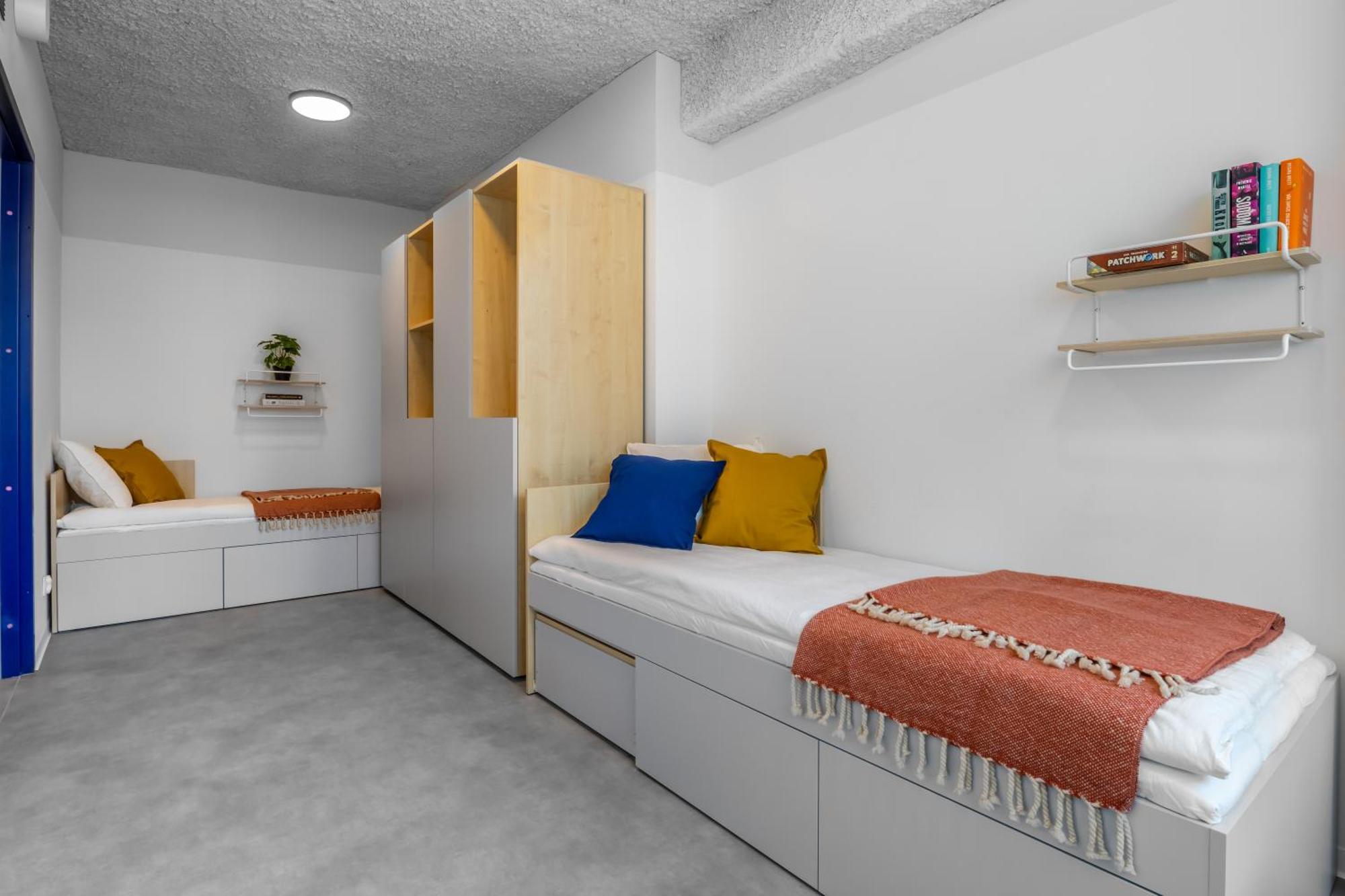 Economy Triple Room