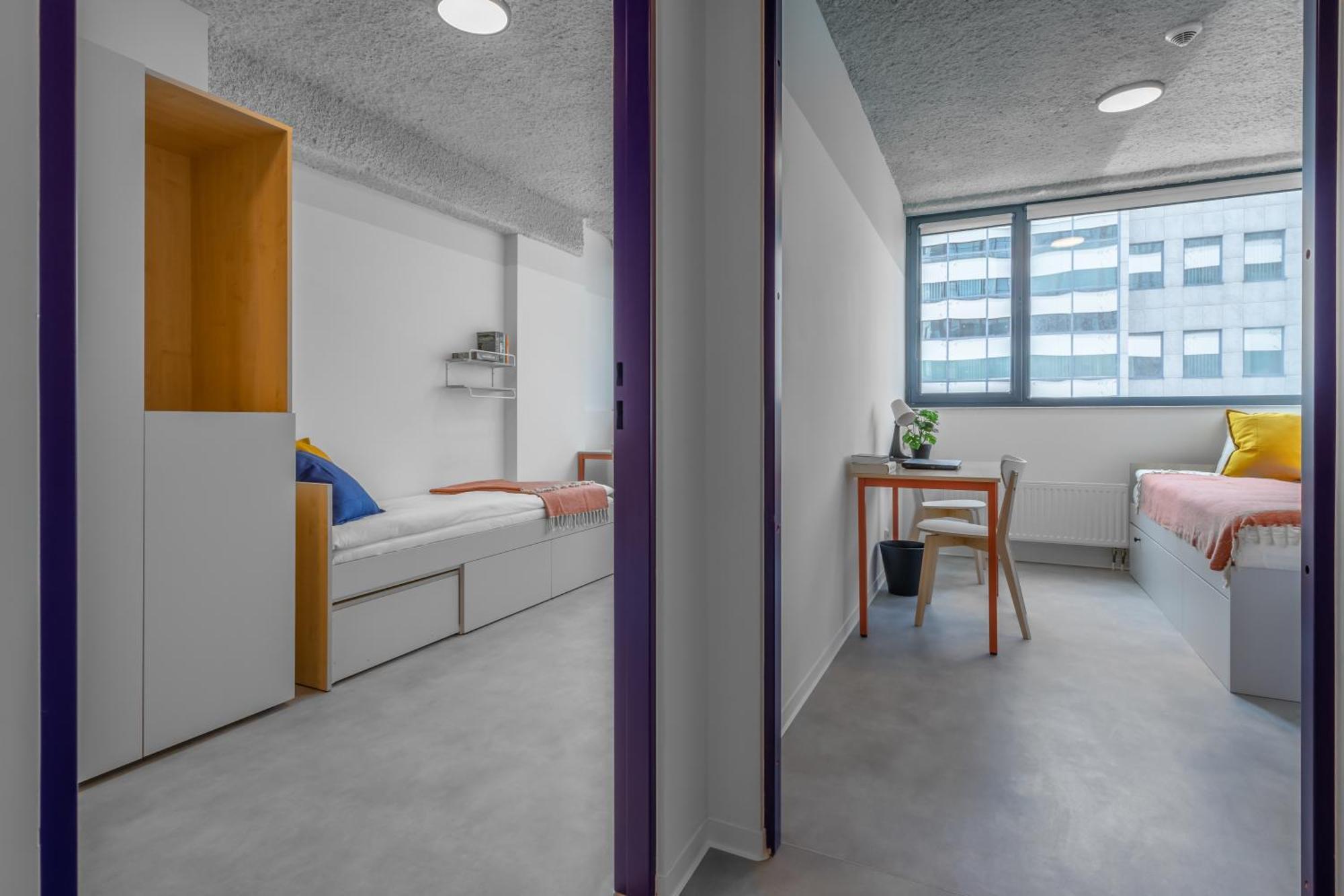 Economy Triple Room