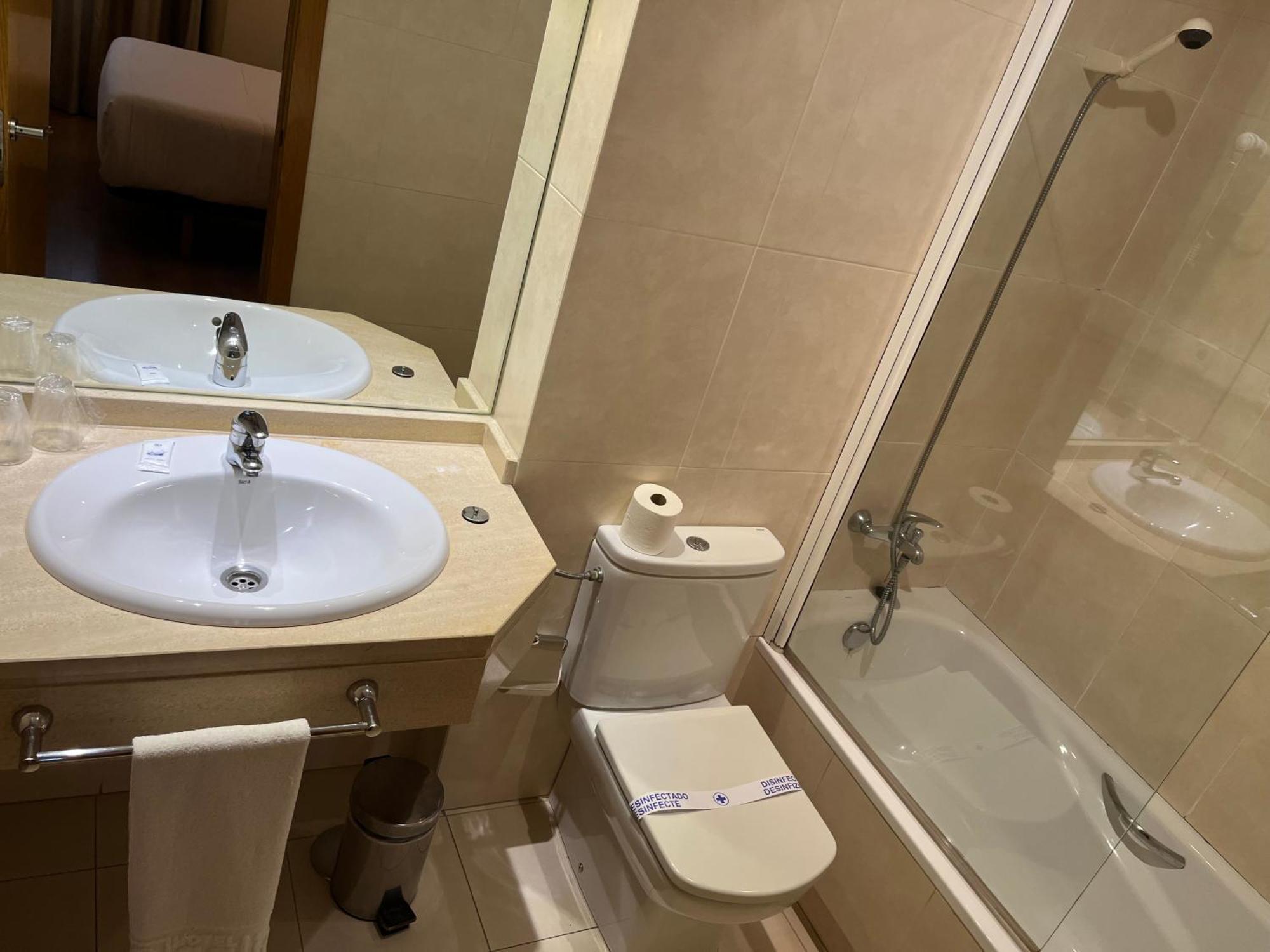 Double or Twin Room Extra Bed,1566906578:JPEG