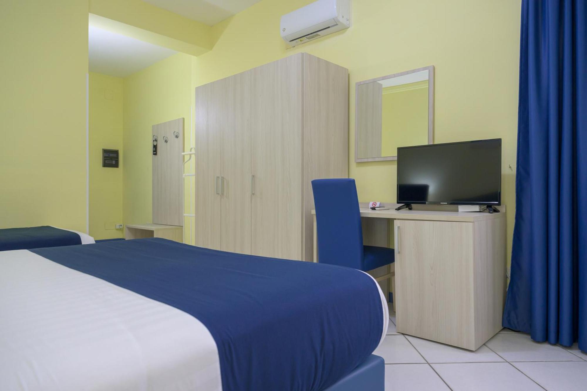 Quadruple Room,1566927815:JPEG