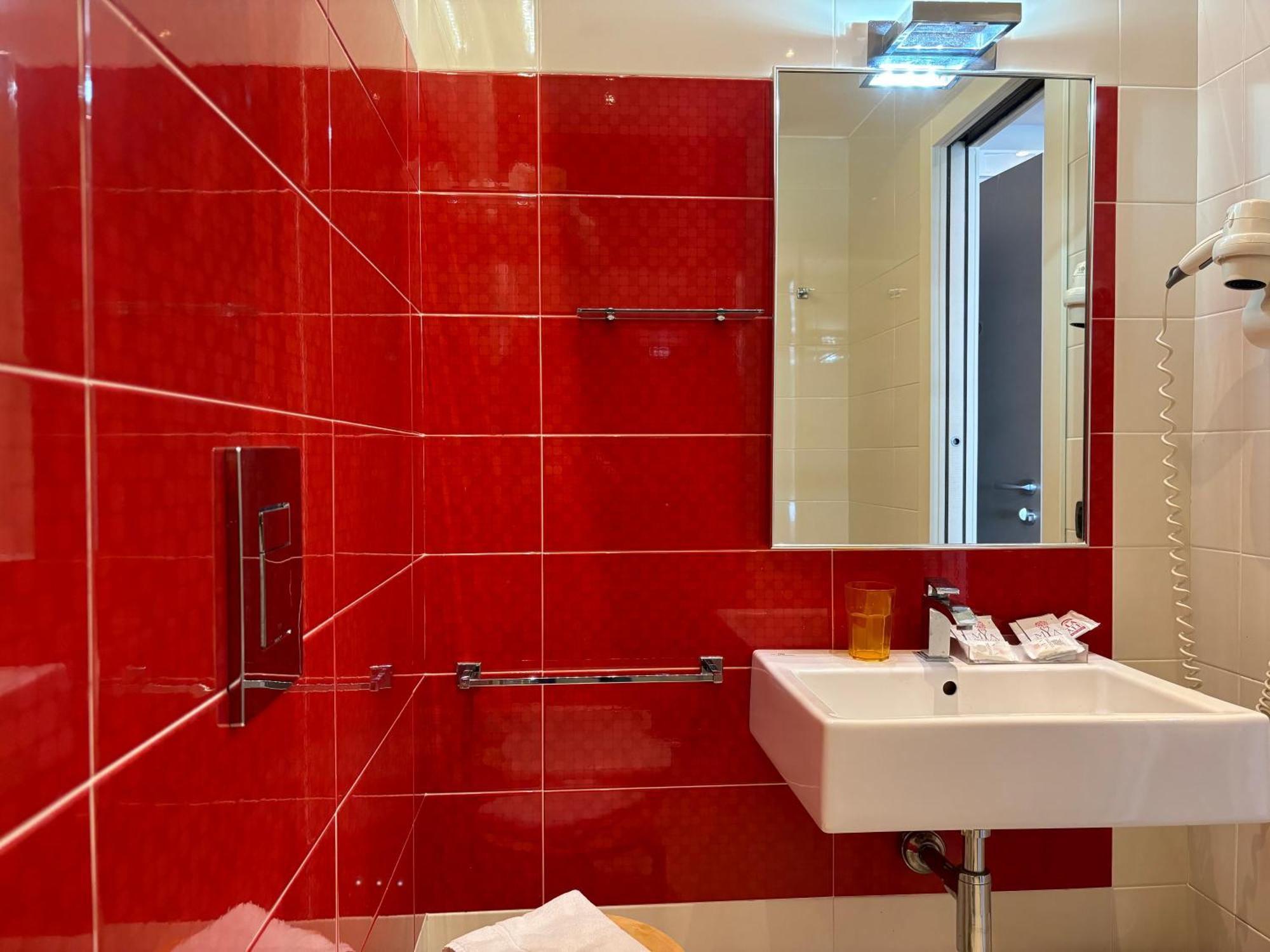Standard Triple Room,1567042220:JPEG