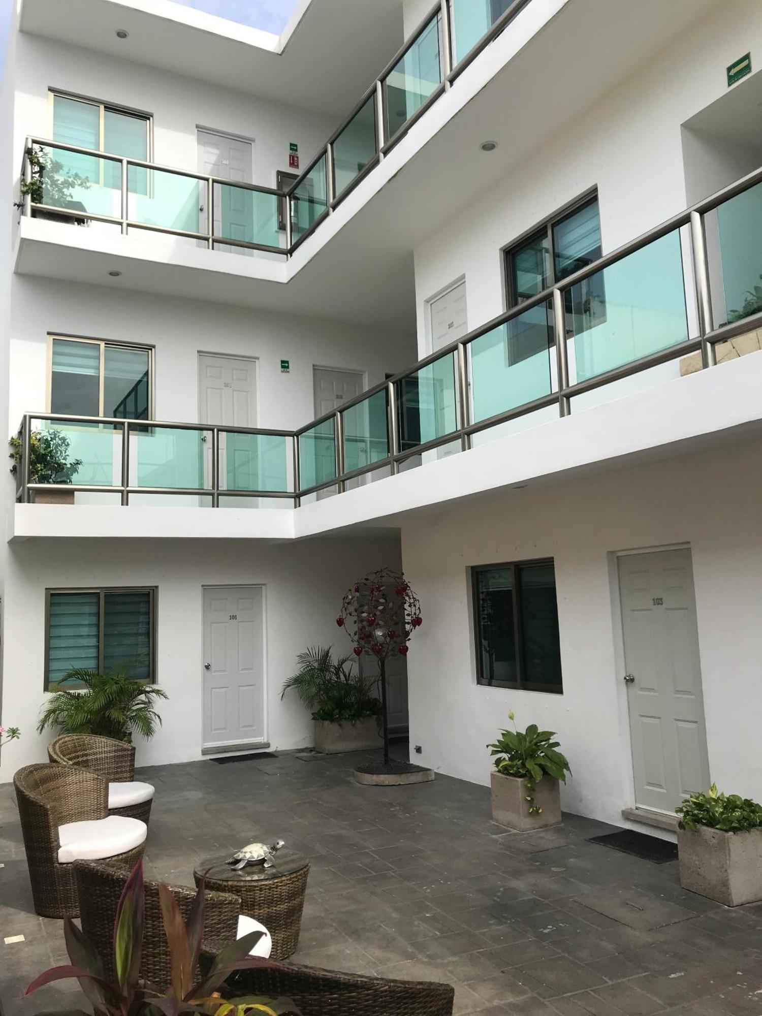 Family Room,1567021364:JPEG