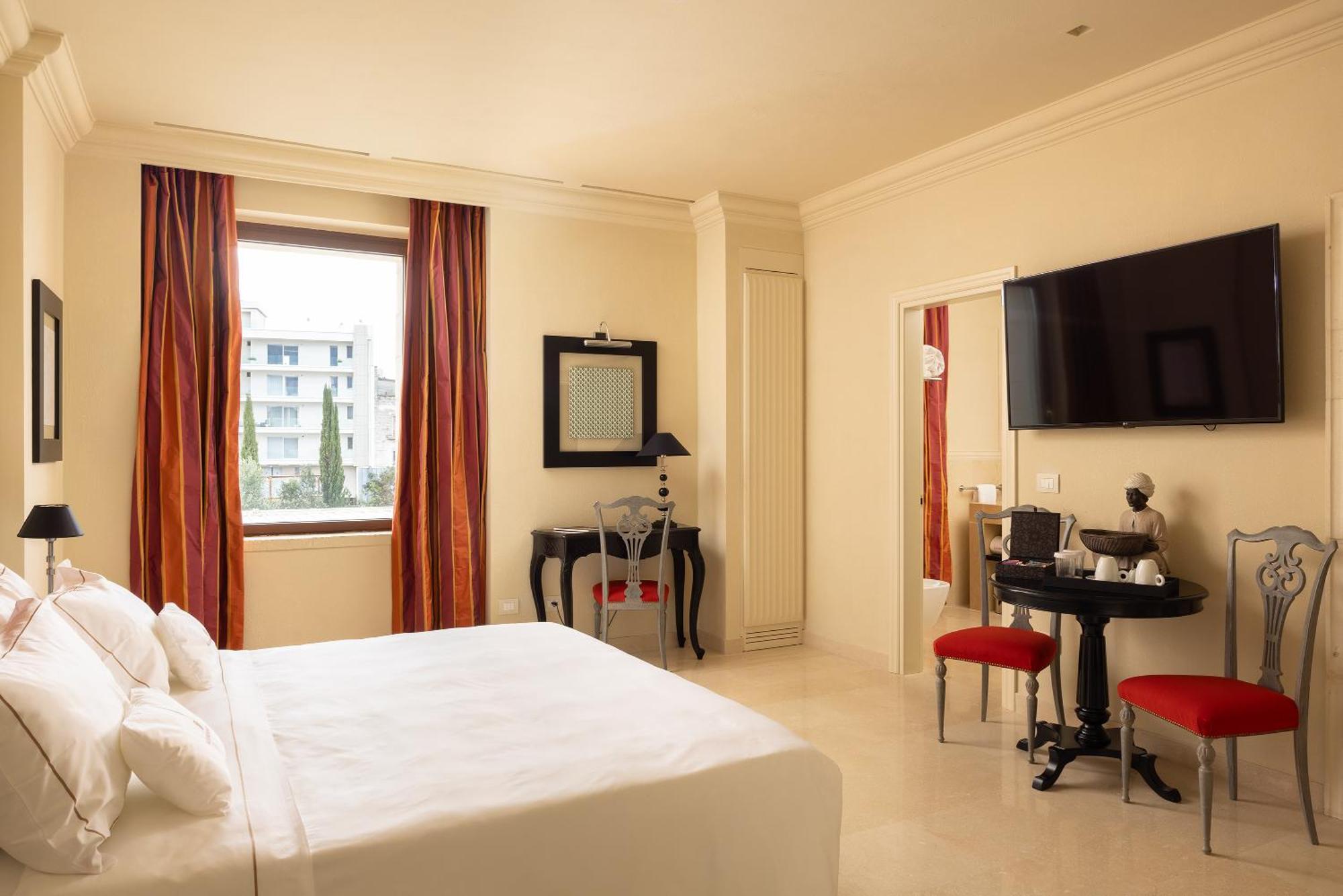 Deluxe Double Room,1567255709:JPEG
