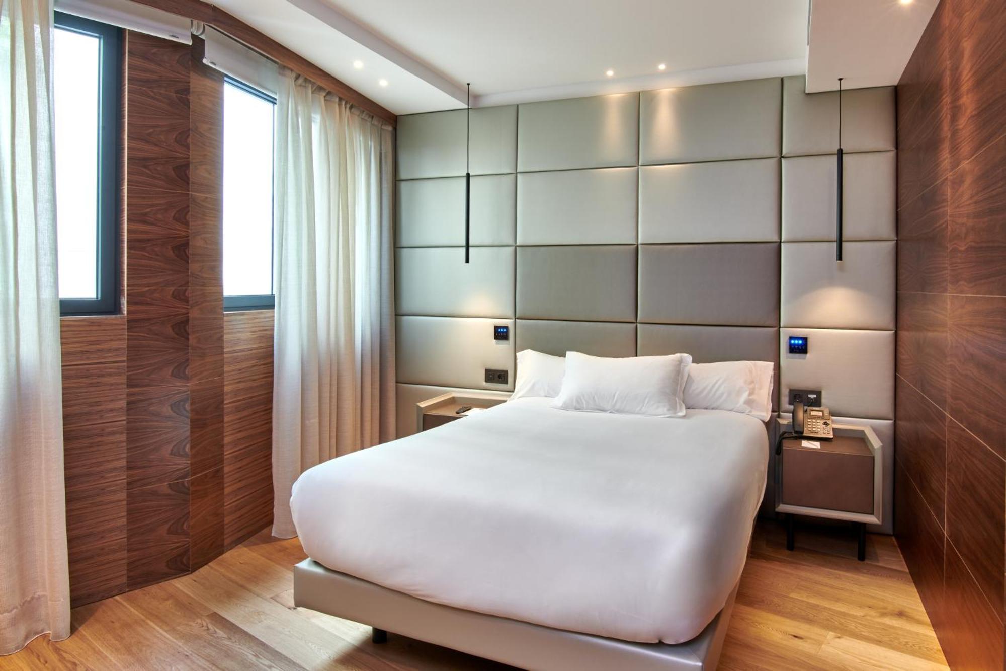 Superior Single Room,1567465307:JPEG