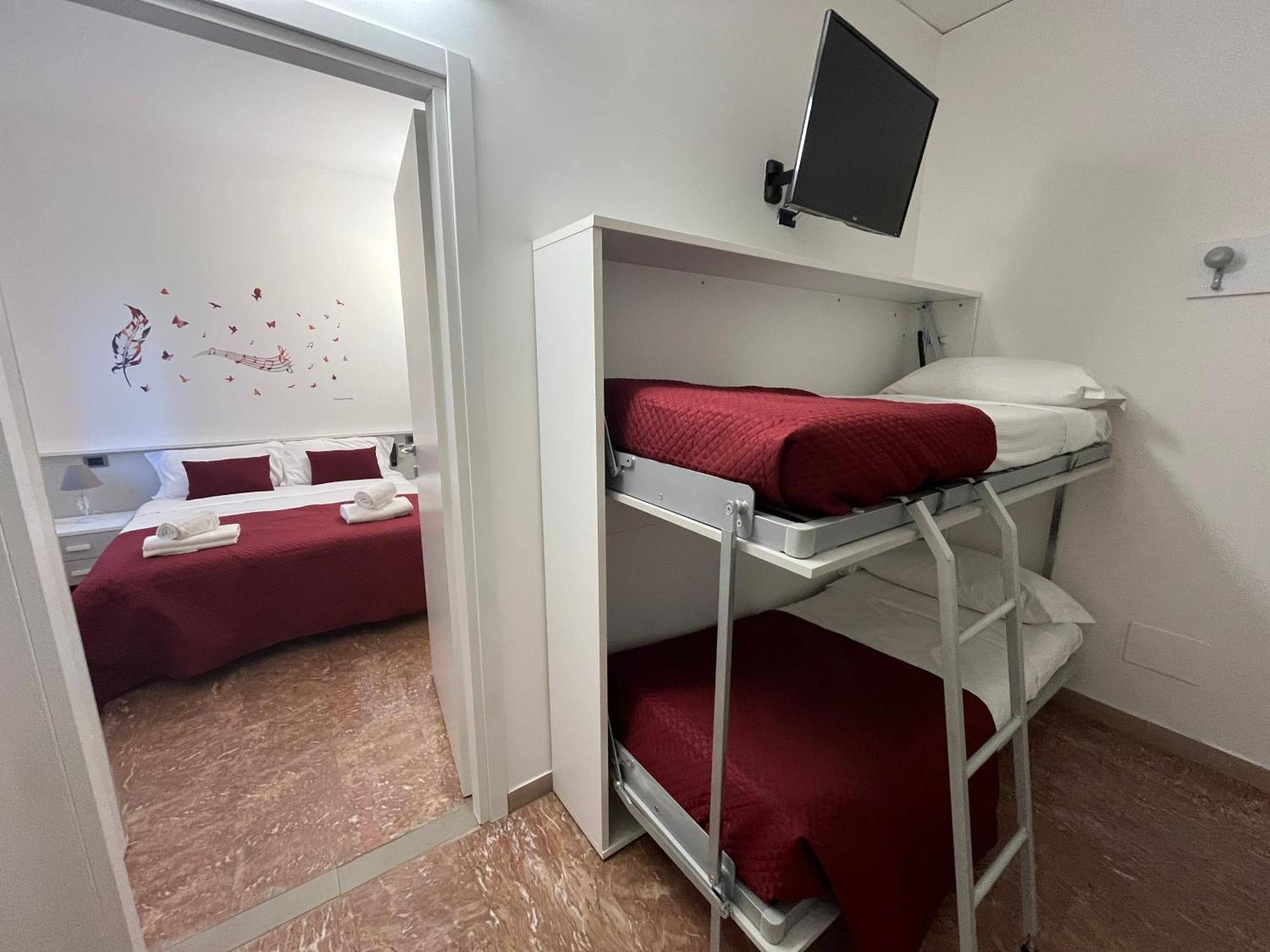 Double or Twin Room,1567980041:JPEG