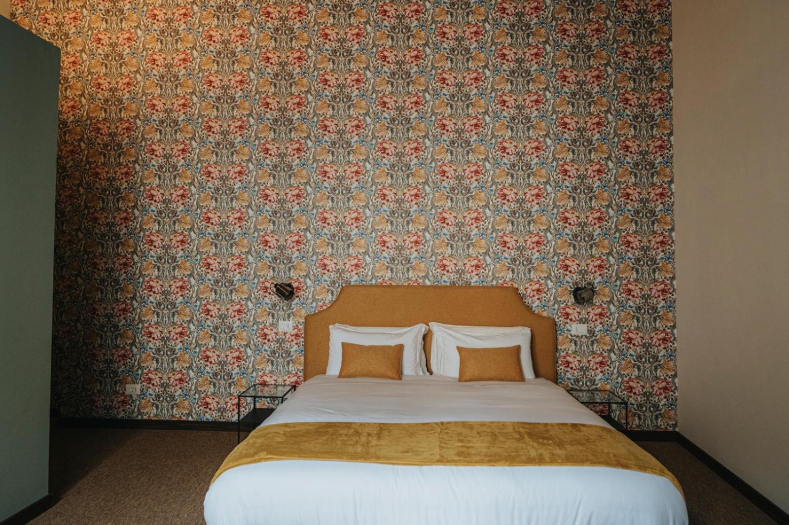 Superior King Room,1570134359:JPEG