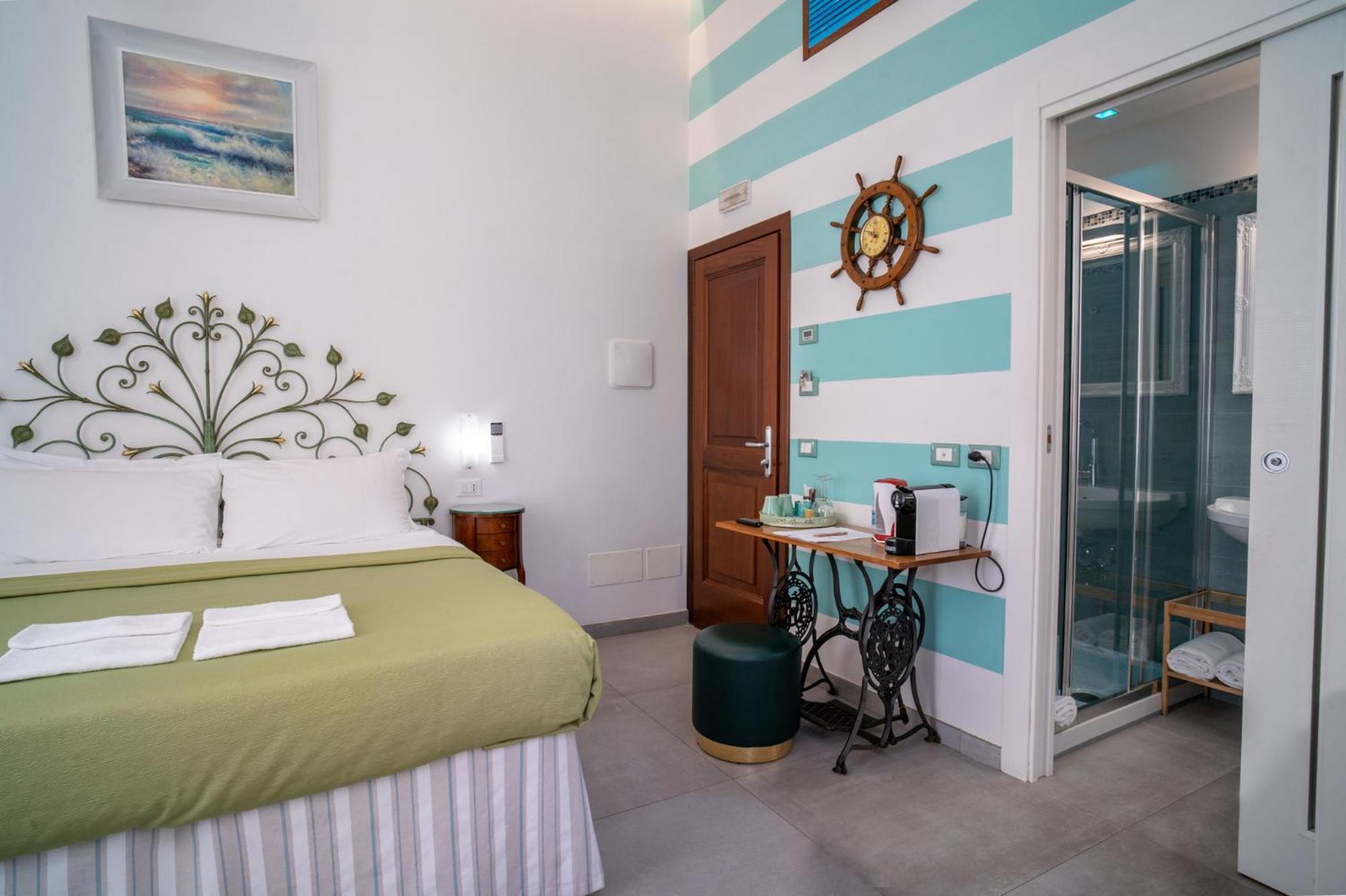 Deluxe Double Room,1569144923:JPEG