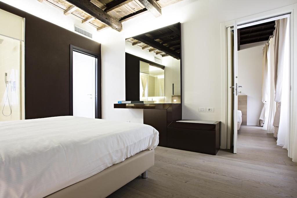 Two Connecting Rooms,157018503:JPEG