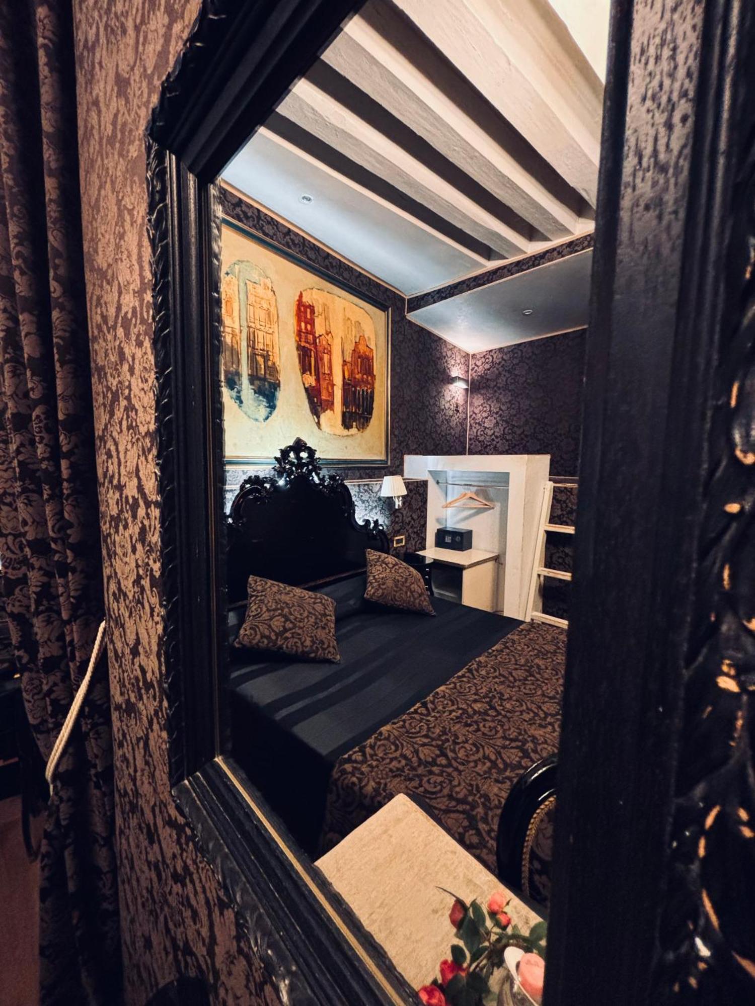 Superior Quadruple Room,1571277434:JPEG