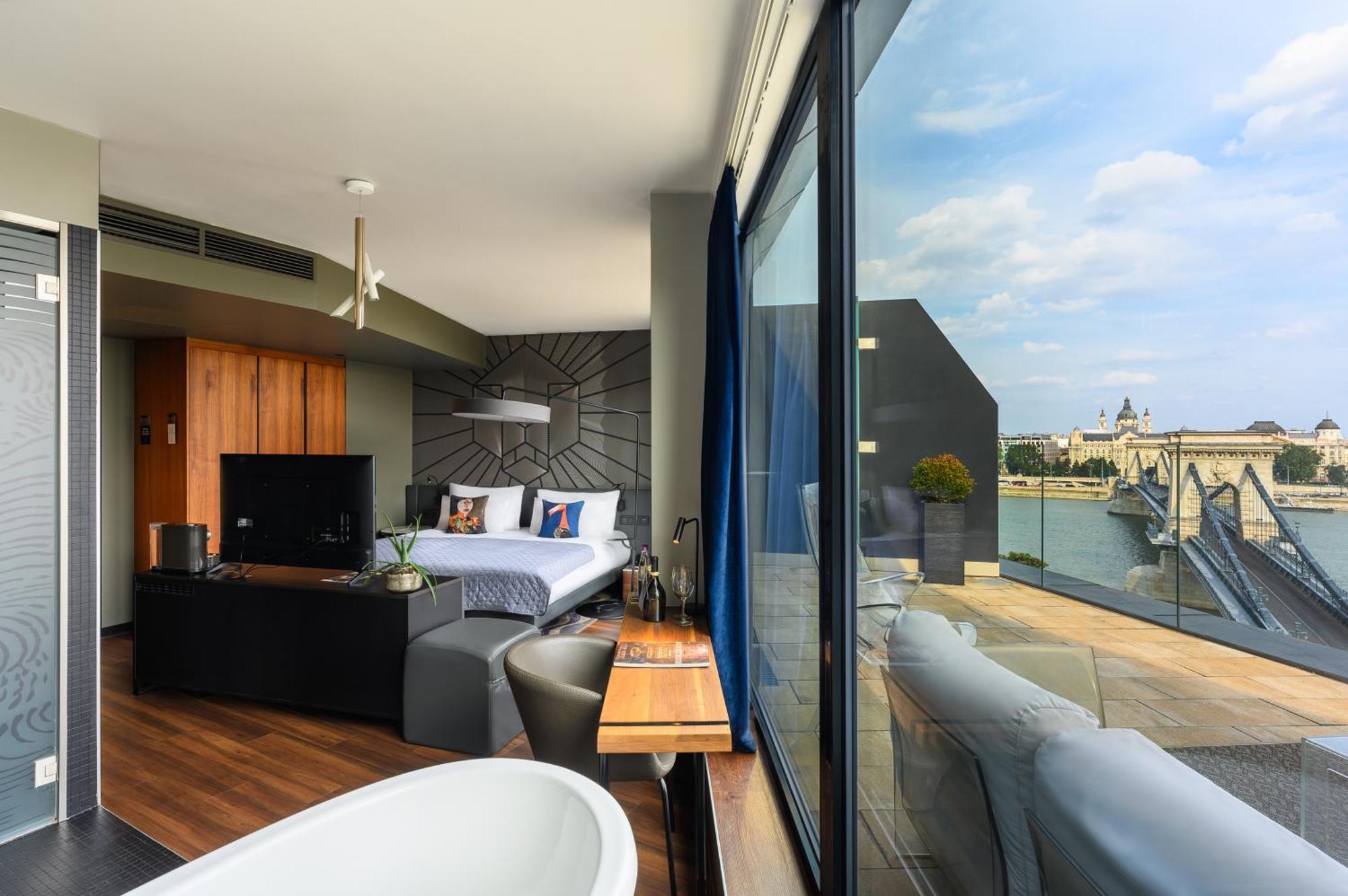 Habitación Deluxe con balcón y vistas al Danubio - Planta superior