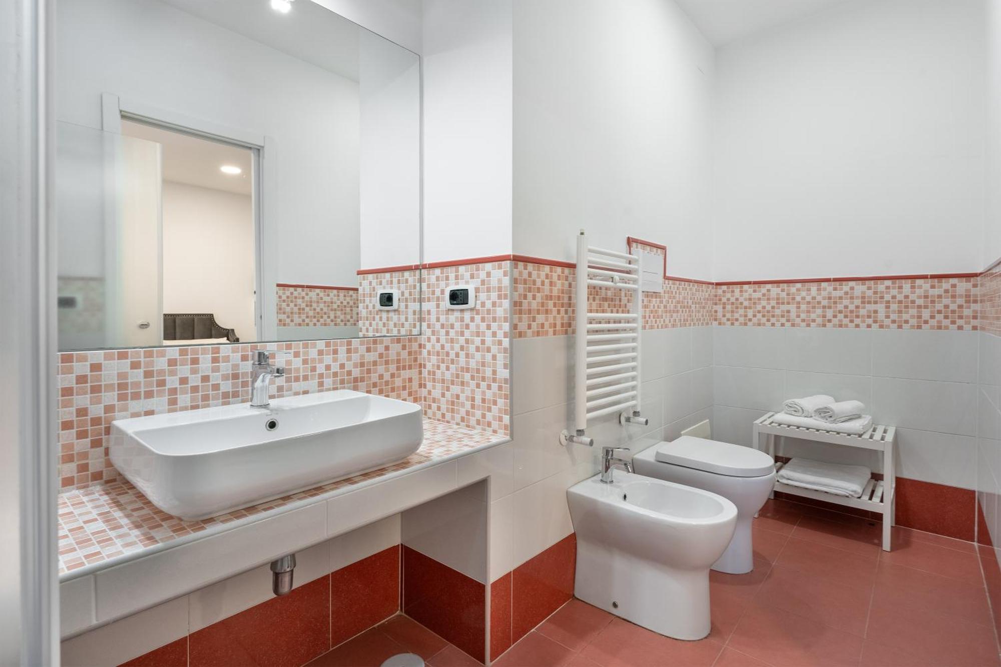 Two-Bedroom Deluxe Apartment