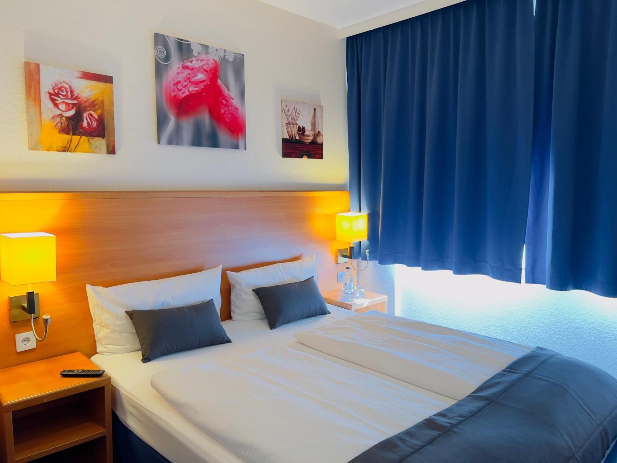 Double Room,1574680961:JPEG