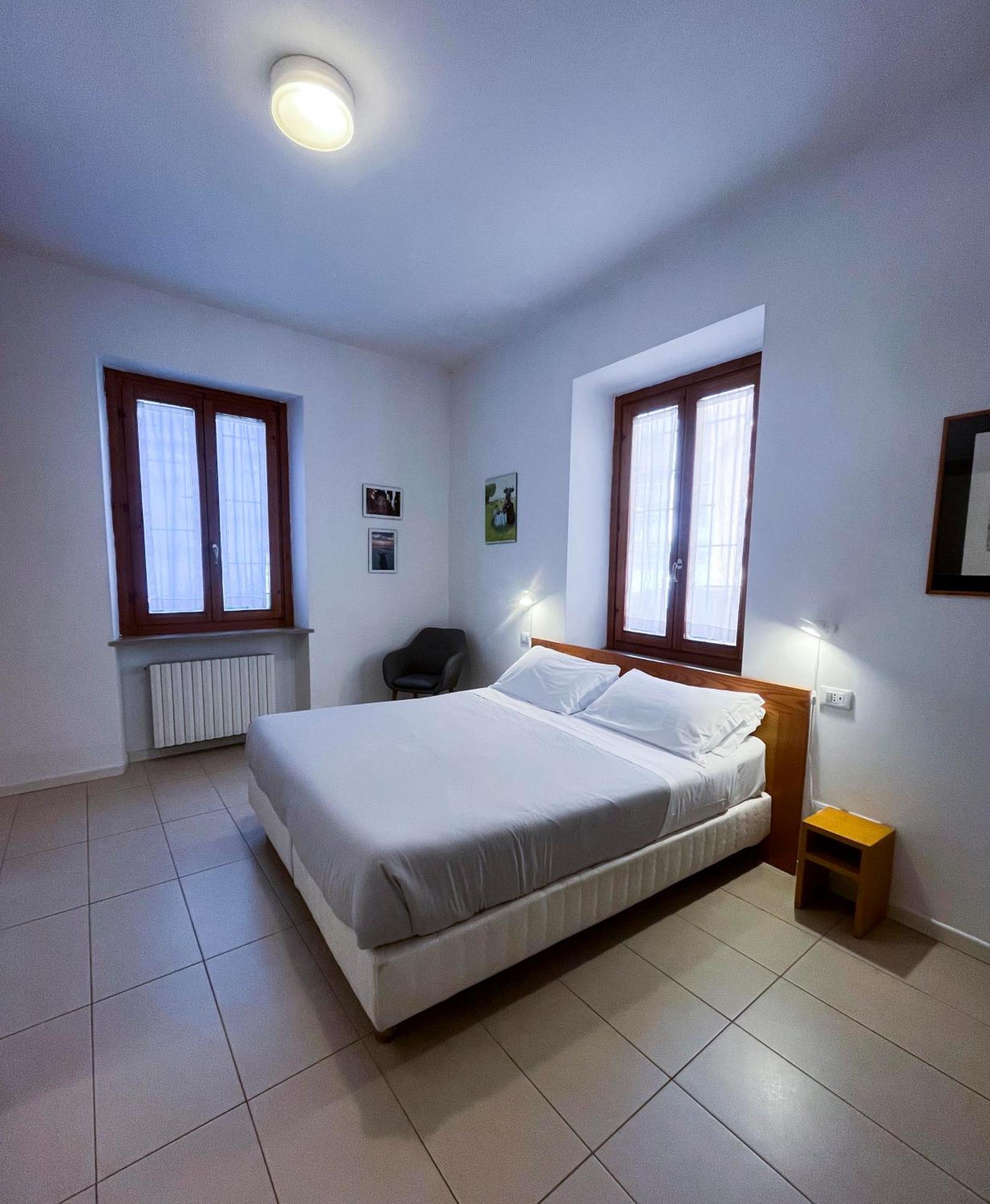 Double or Twin Room Bathroom
