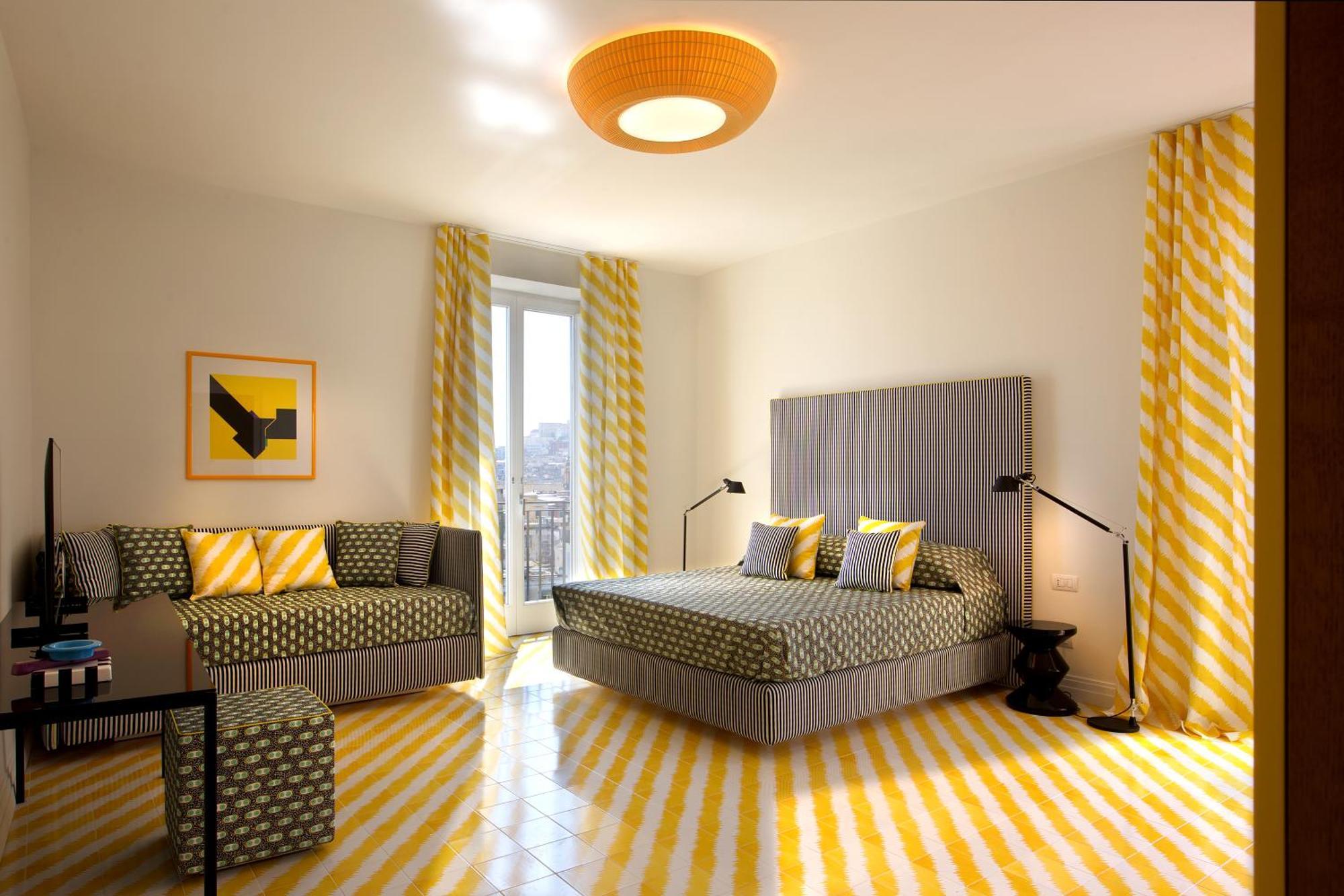 Deluxe Triple Room with Sea View,1575668849:JPEG