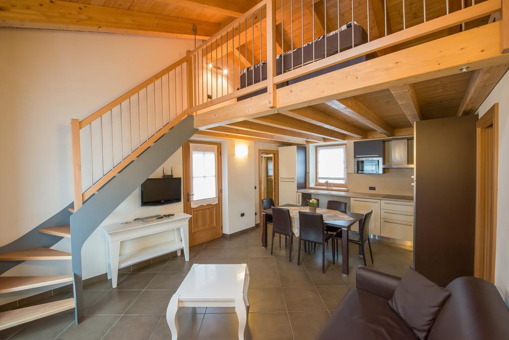 Appartamento con 2 Camere da Letto e Balcone