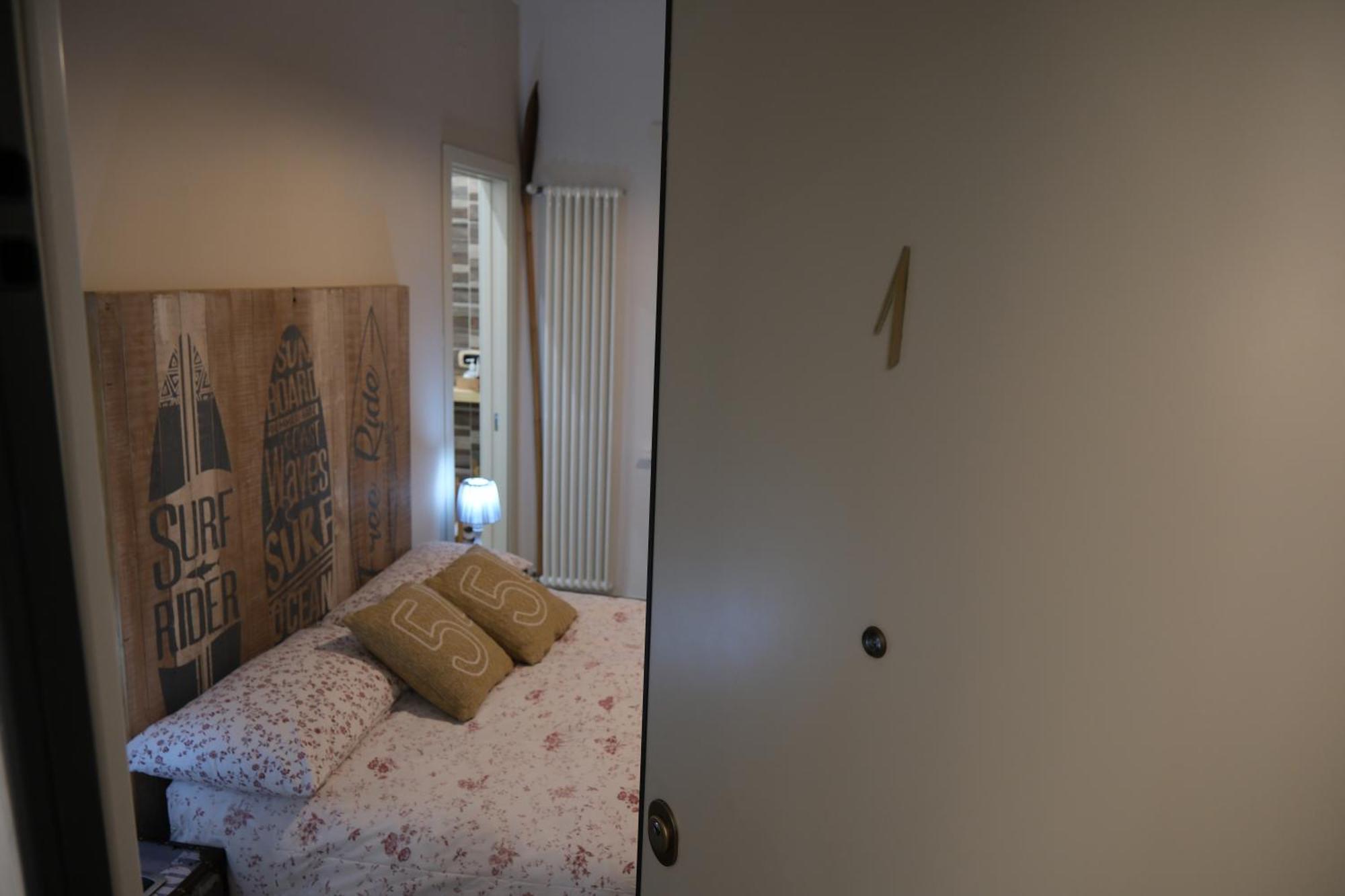 Standard King Room,1031821363:JPEG