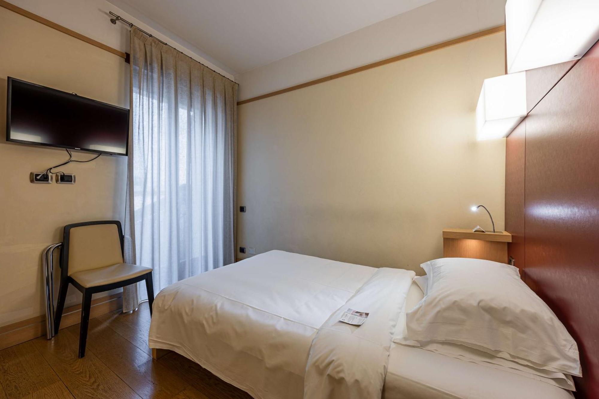 Single Room,1580149132:JPEG