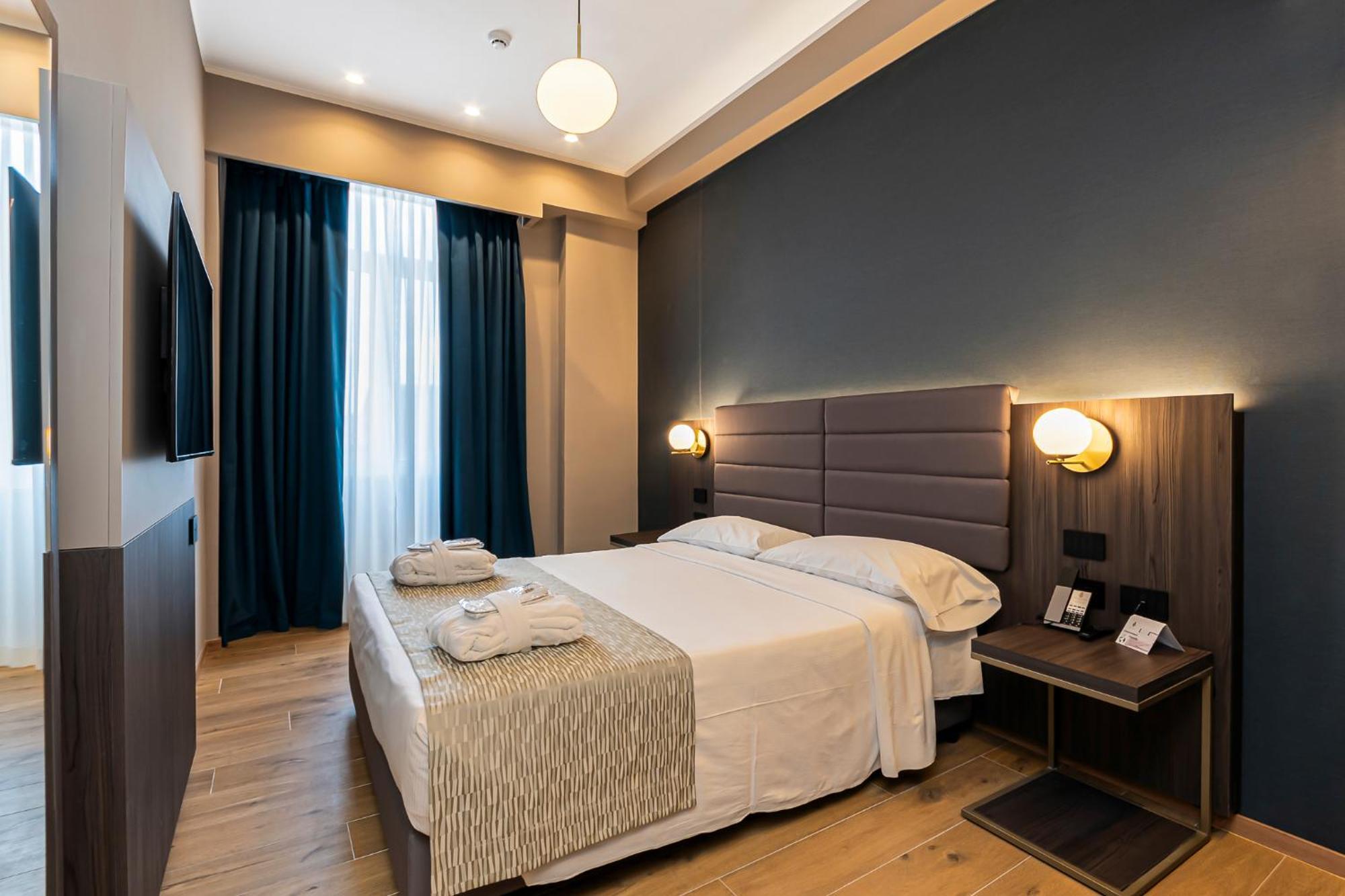 Junior Suite,1618819303:JPEG