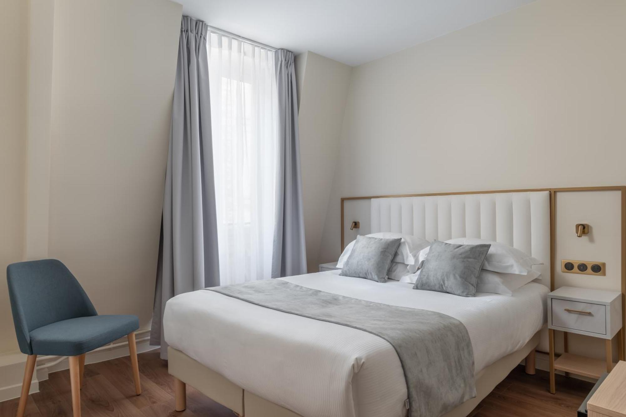 Superior Double Room,1580163071:JPEG