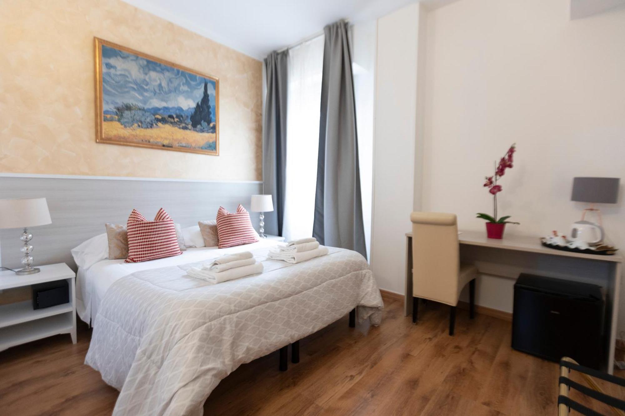 Double or Twin Room,1115129769:JPEG