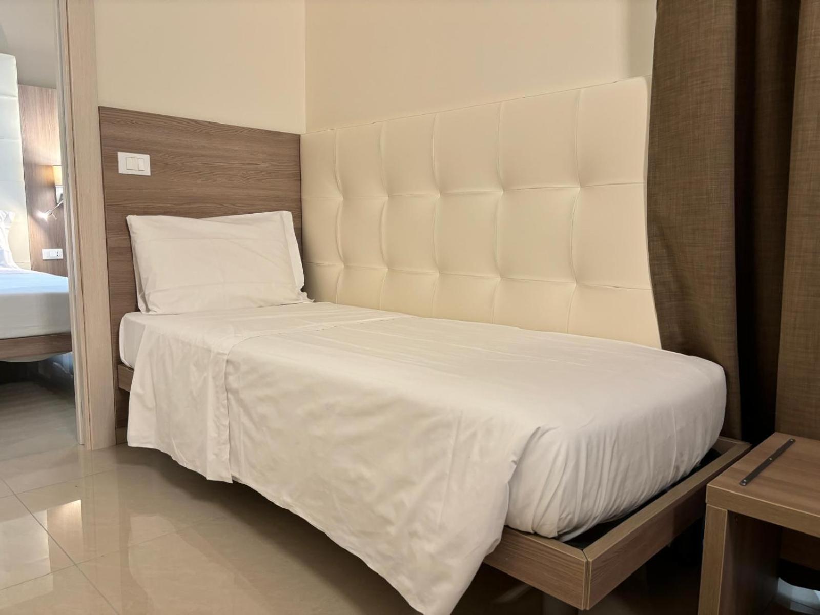 Superior Quadruple Room,1742726149:JPEG