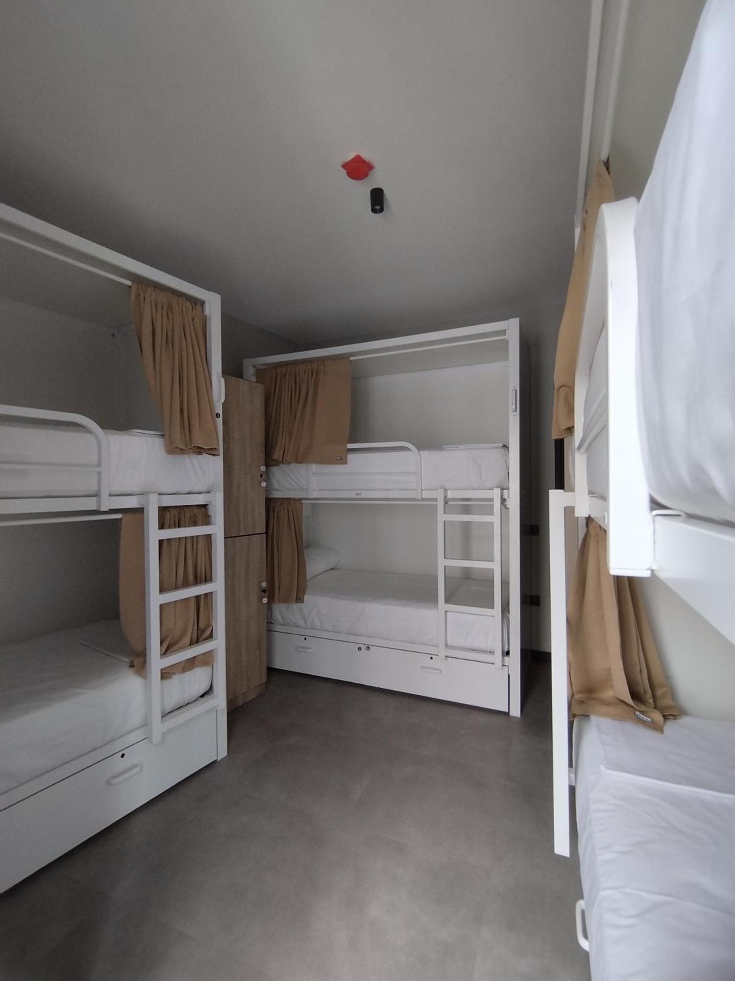 Bed 6-Bed Mixed Dormitory Room,1581223085:JPEG