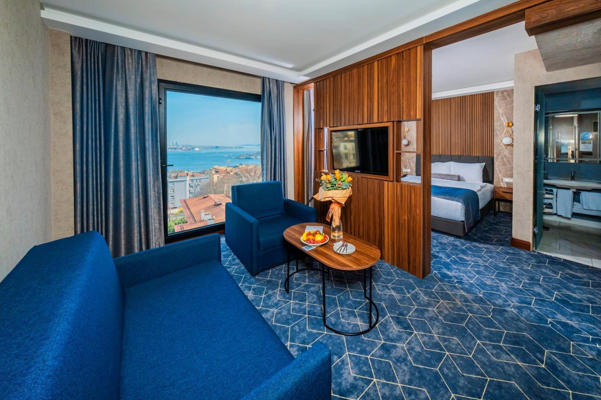 Superior Suite Sea View,1581333919:JPEG