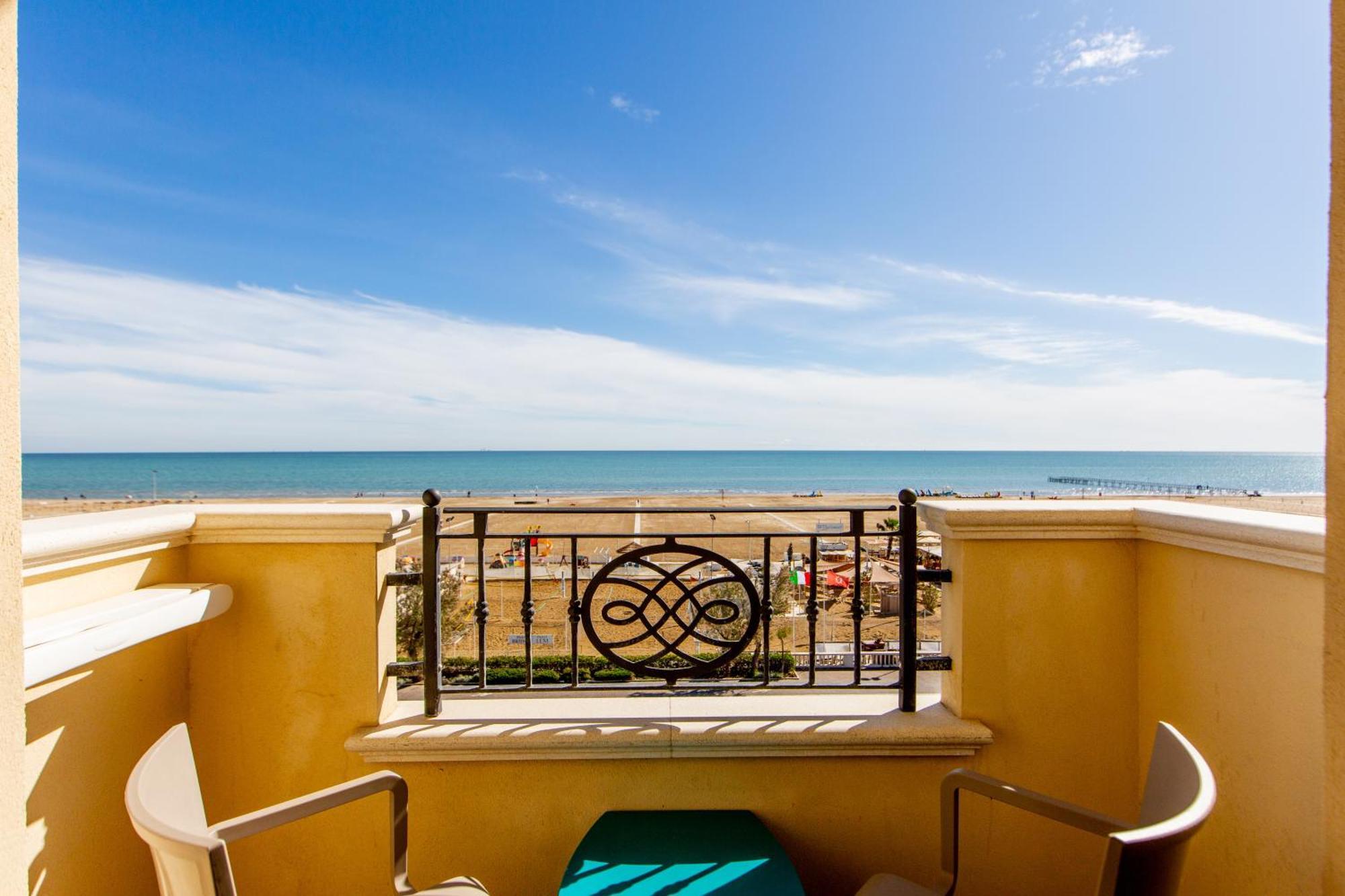 Superior Triple Room Sea View