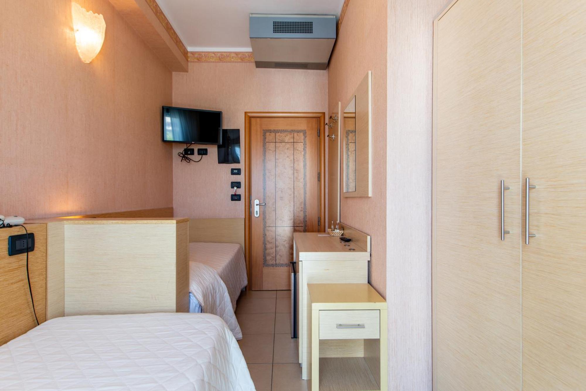 Budget Twin Room