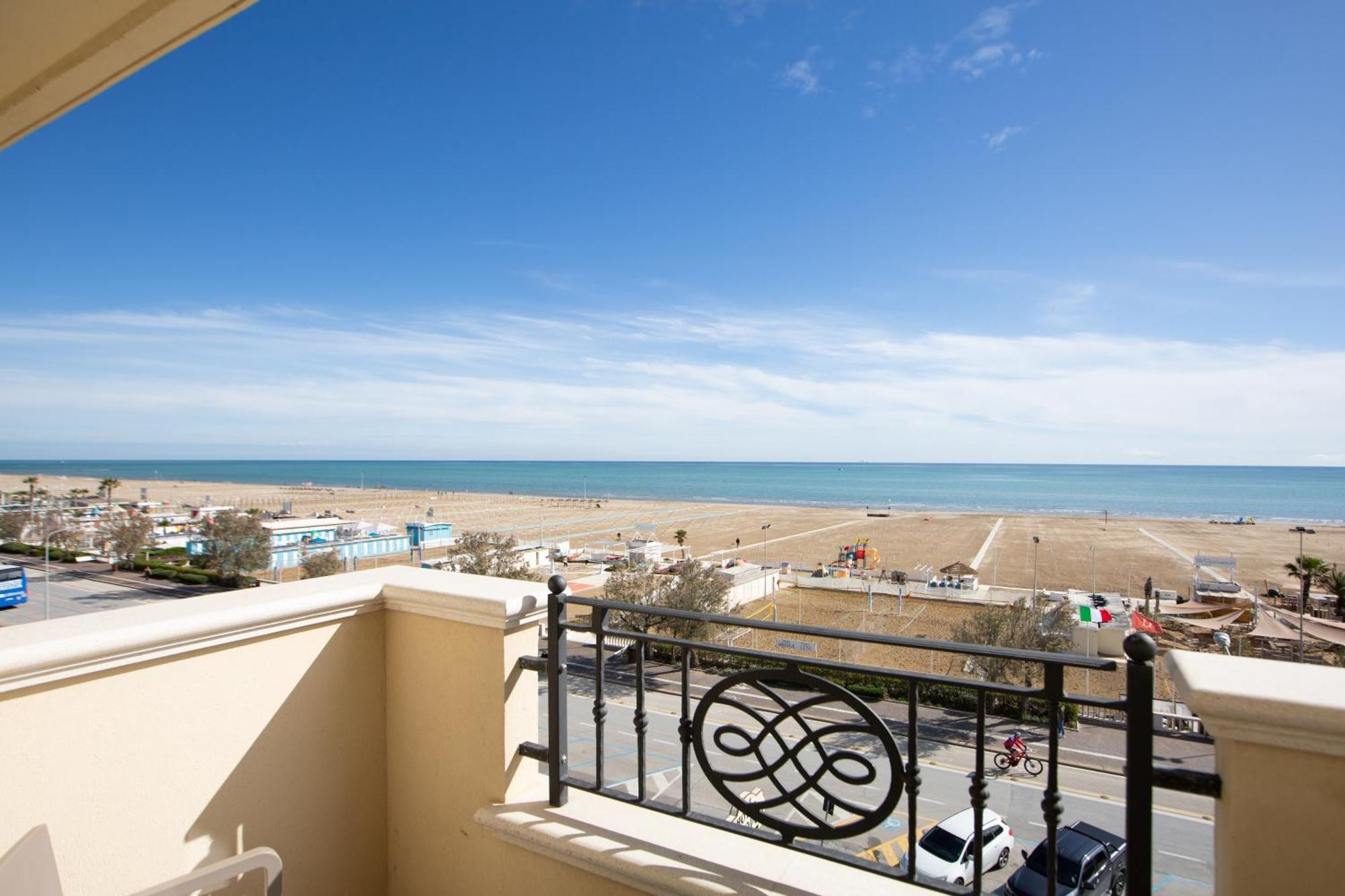 Superior Triple Room Sea View