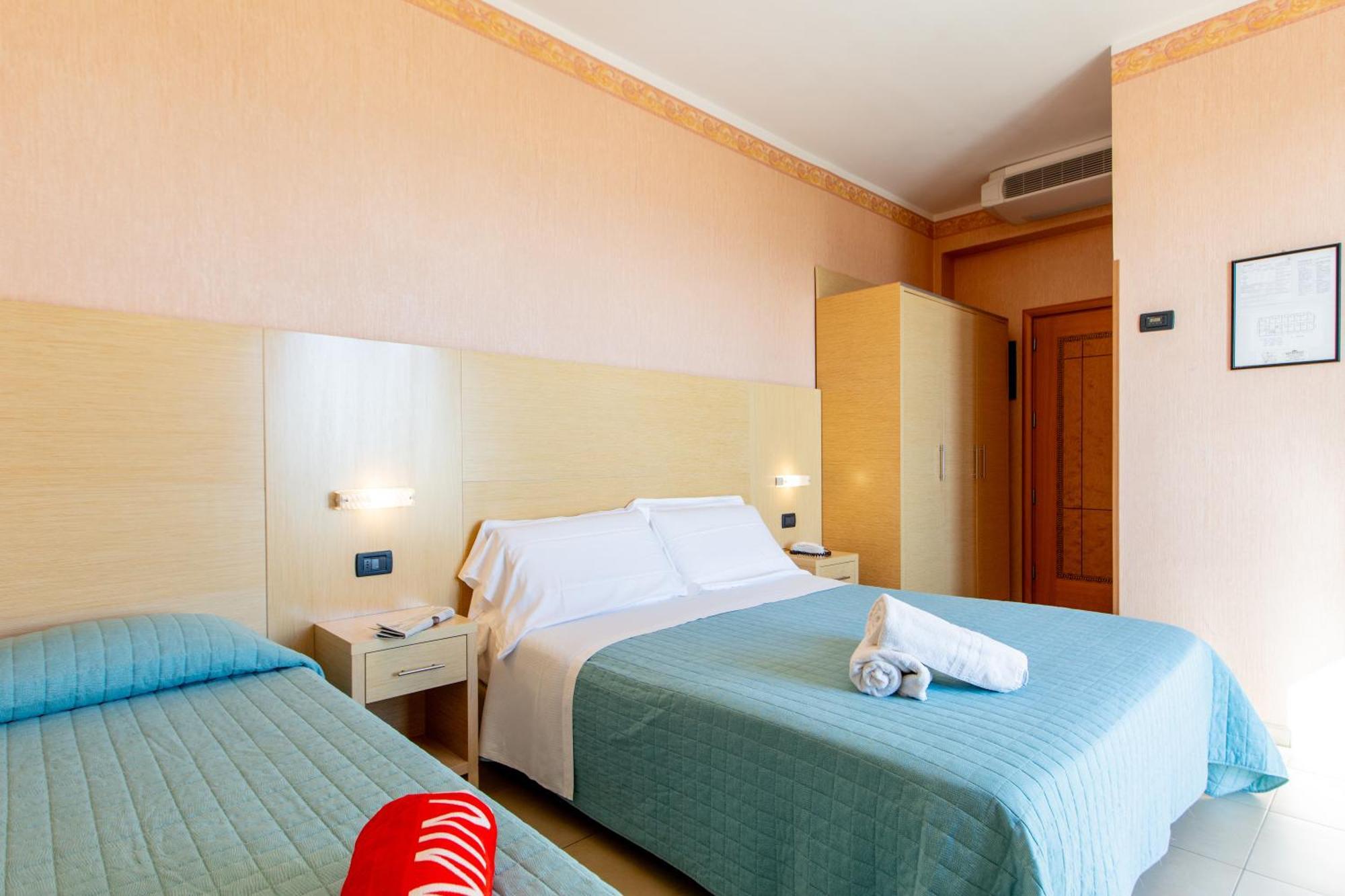 Superior Triple Room Sea View