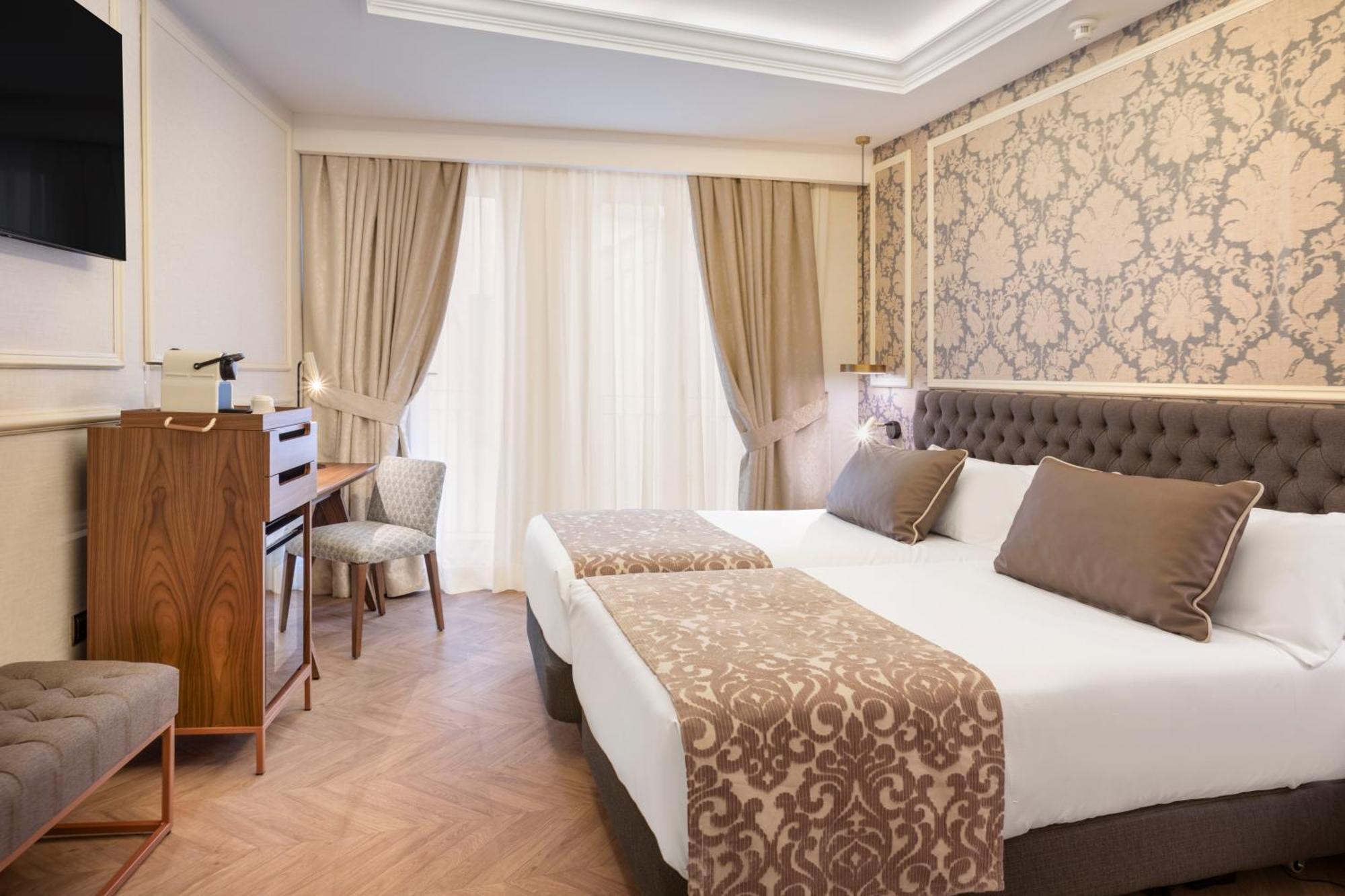Double or Twin Room,1574682596:JPEG