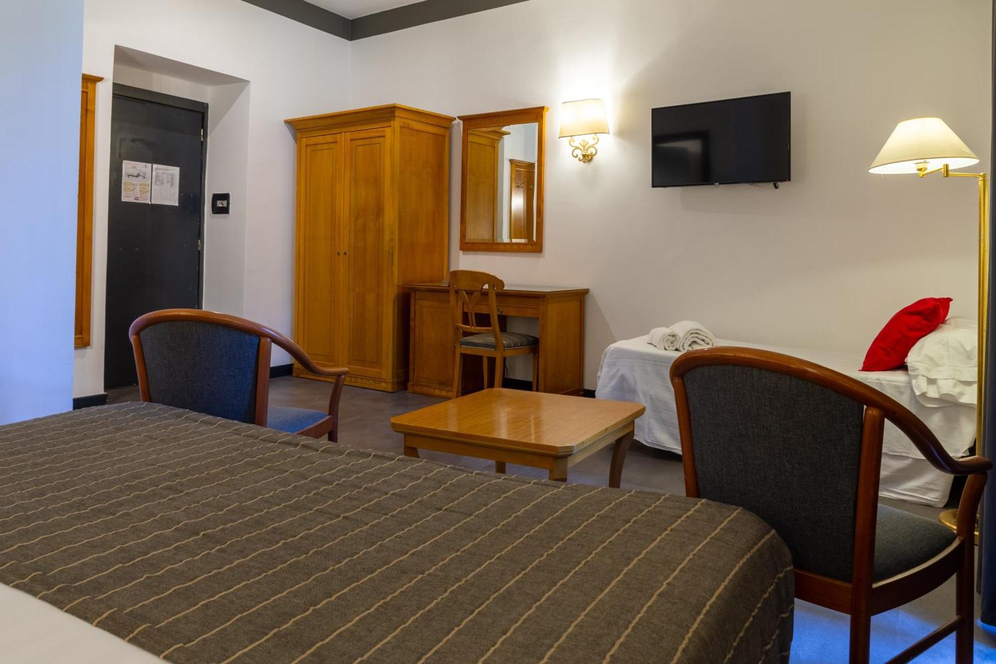 Standard Triple Room,1187895778:JPEG