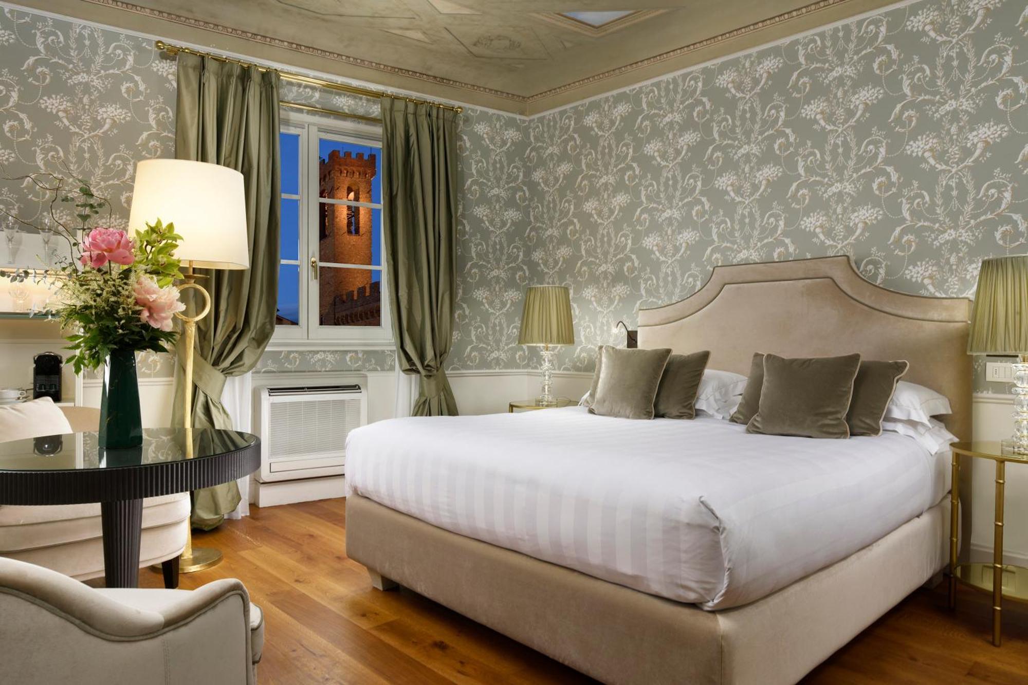 Deluxe Room,1584473226:JPEG